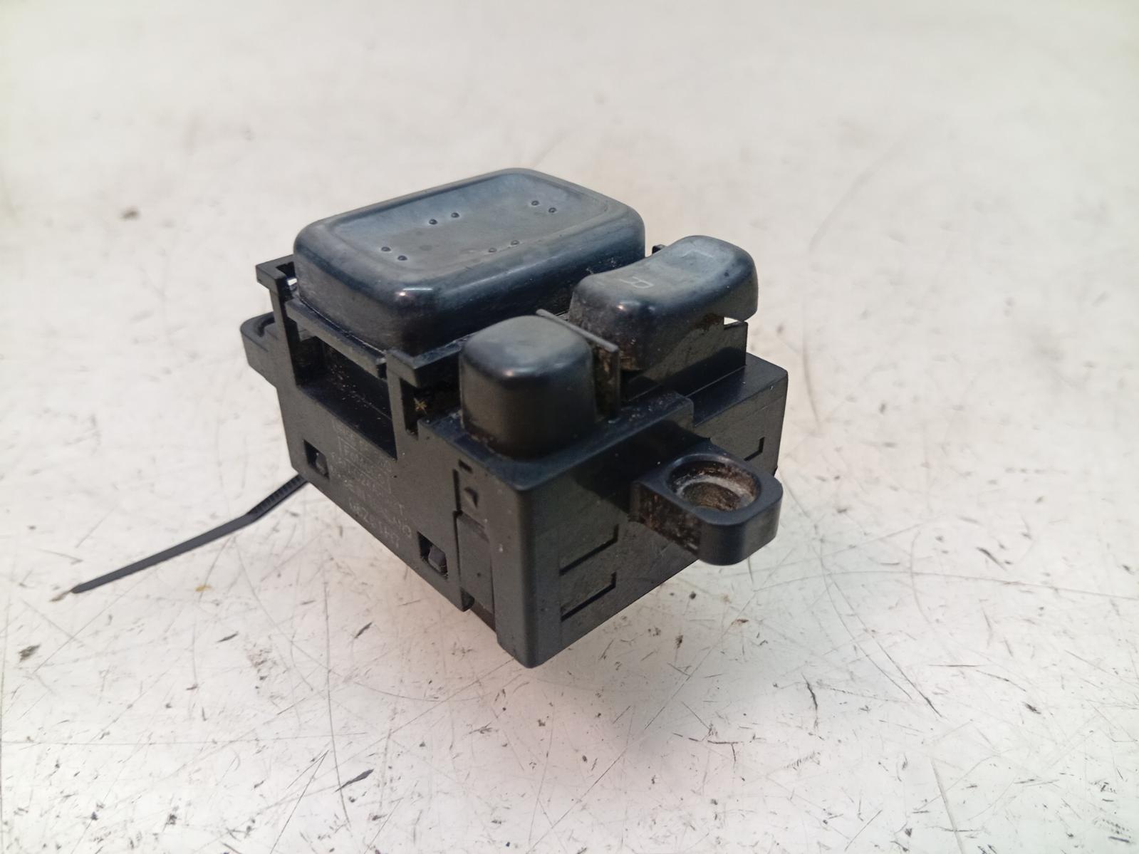 Misc_Switch_Relay