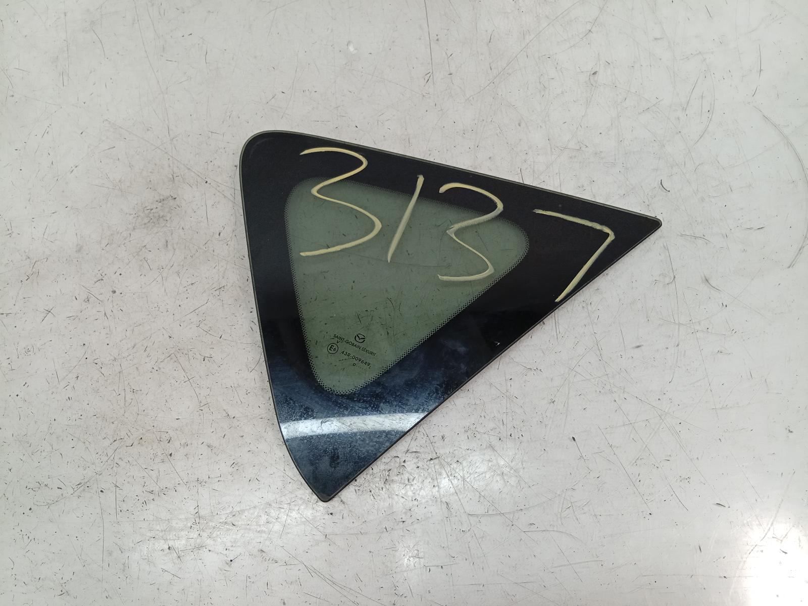Right_Rear_Side_Glass