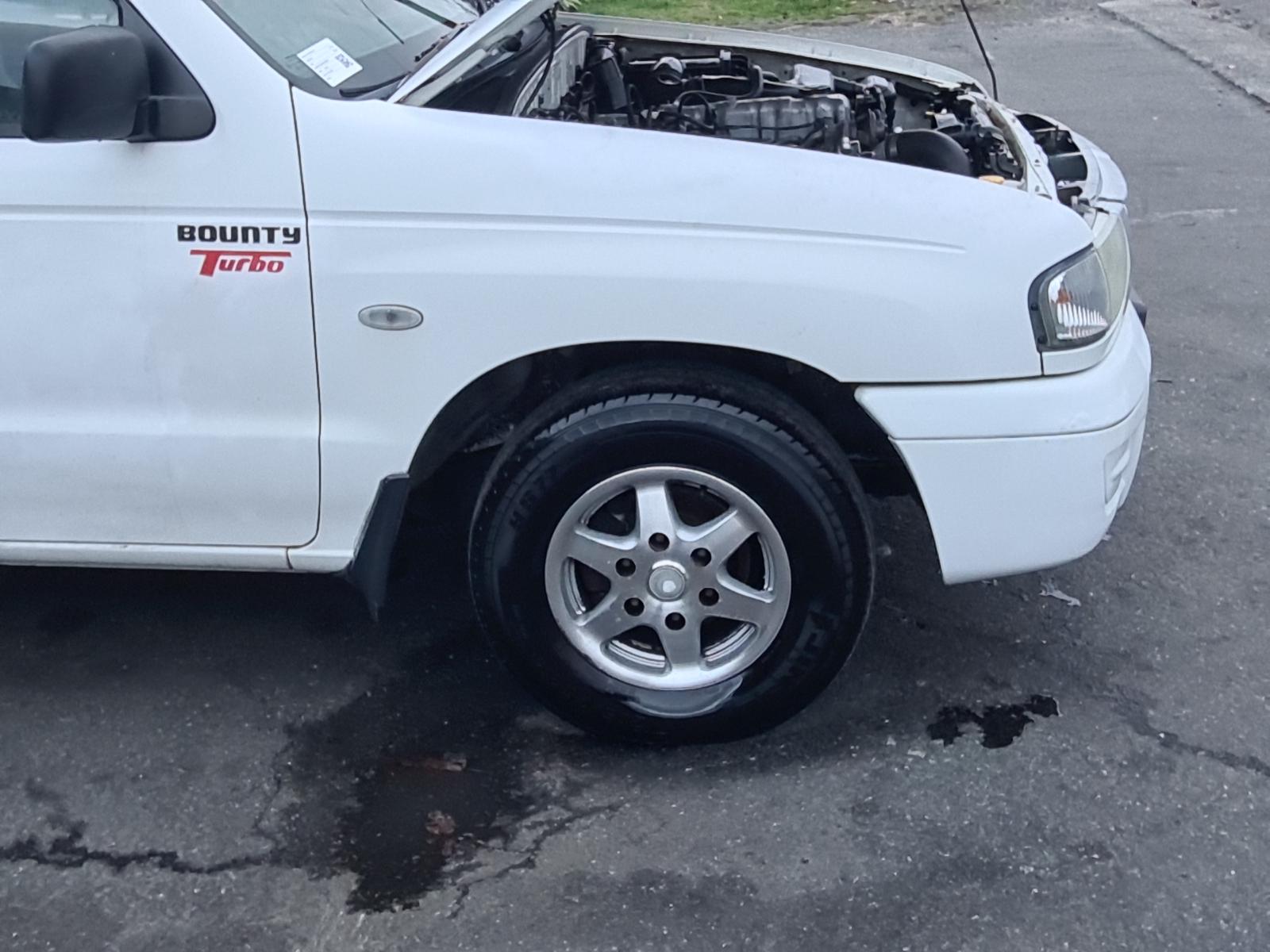 Mazda Bounty - UN 1999-2006