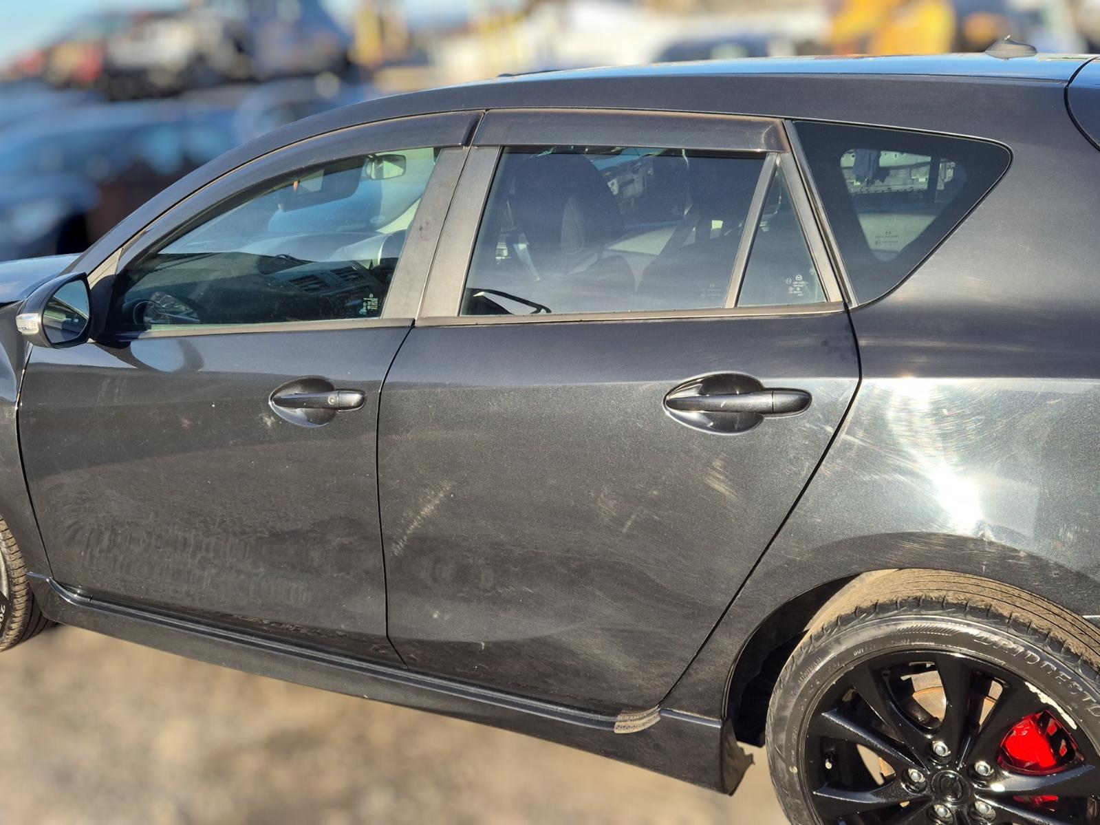 Left_Rear_Door_Sliding