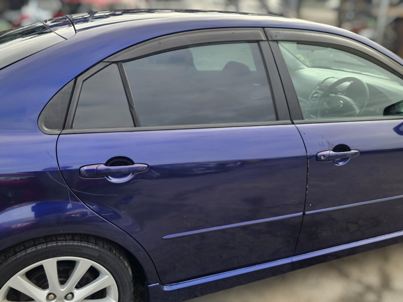Right_Rear_Door_Sliding