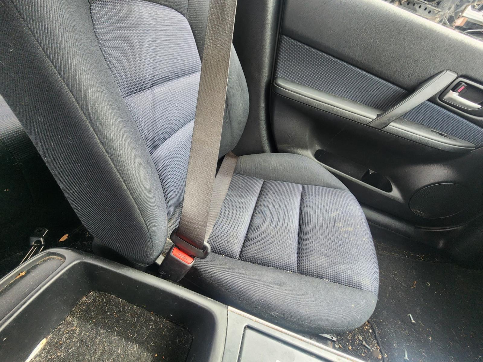 Seat_Belt_Stalk