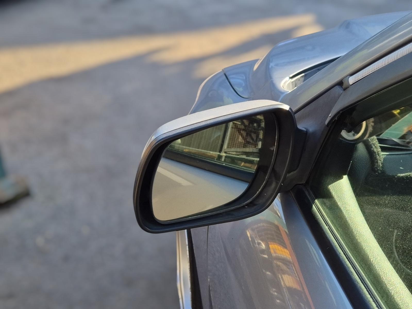 Left_Door_Mirror