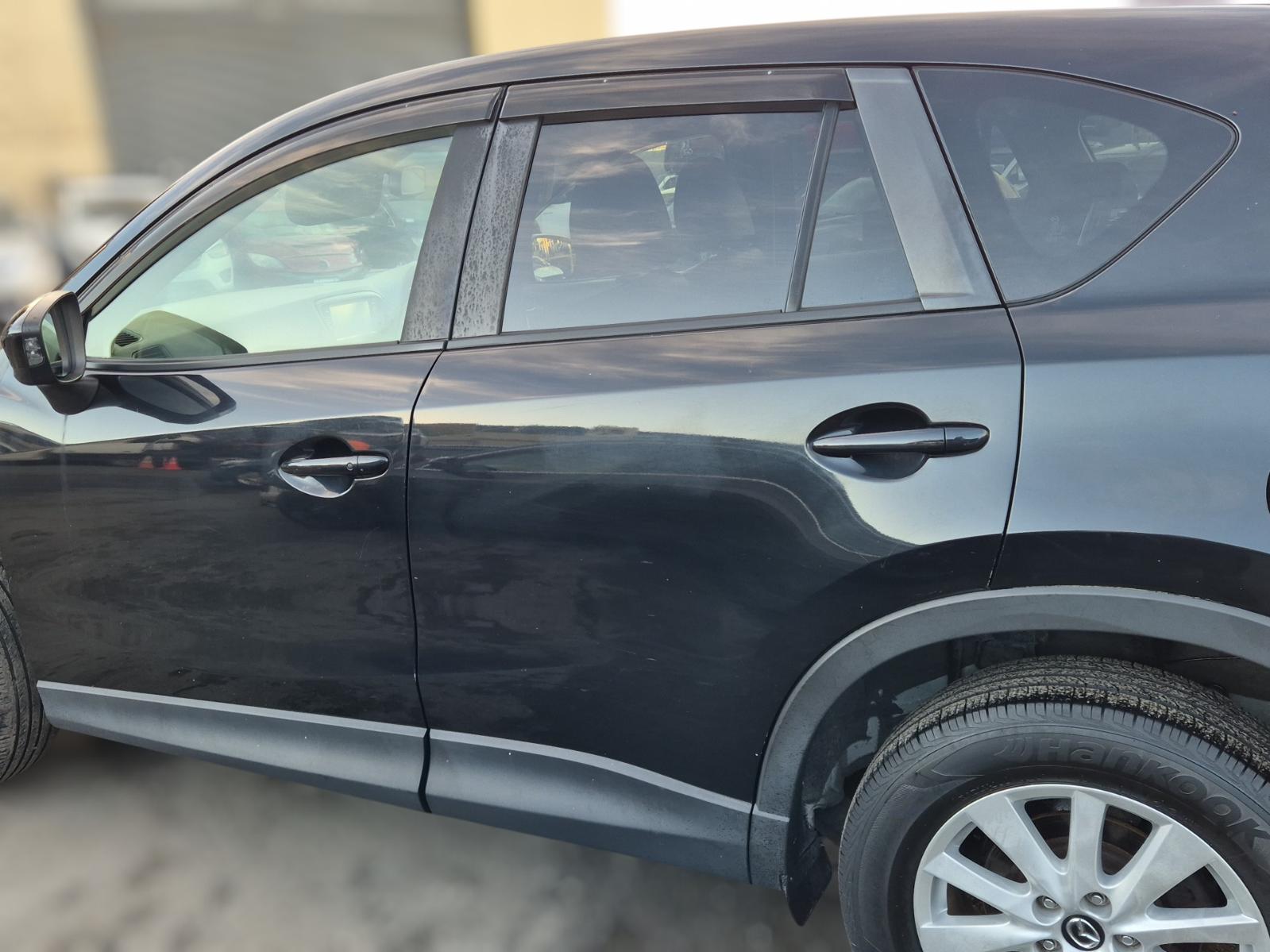 Left_Rear_Door_Sliding