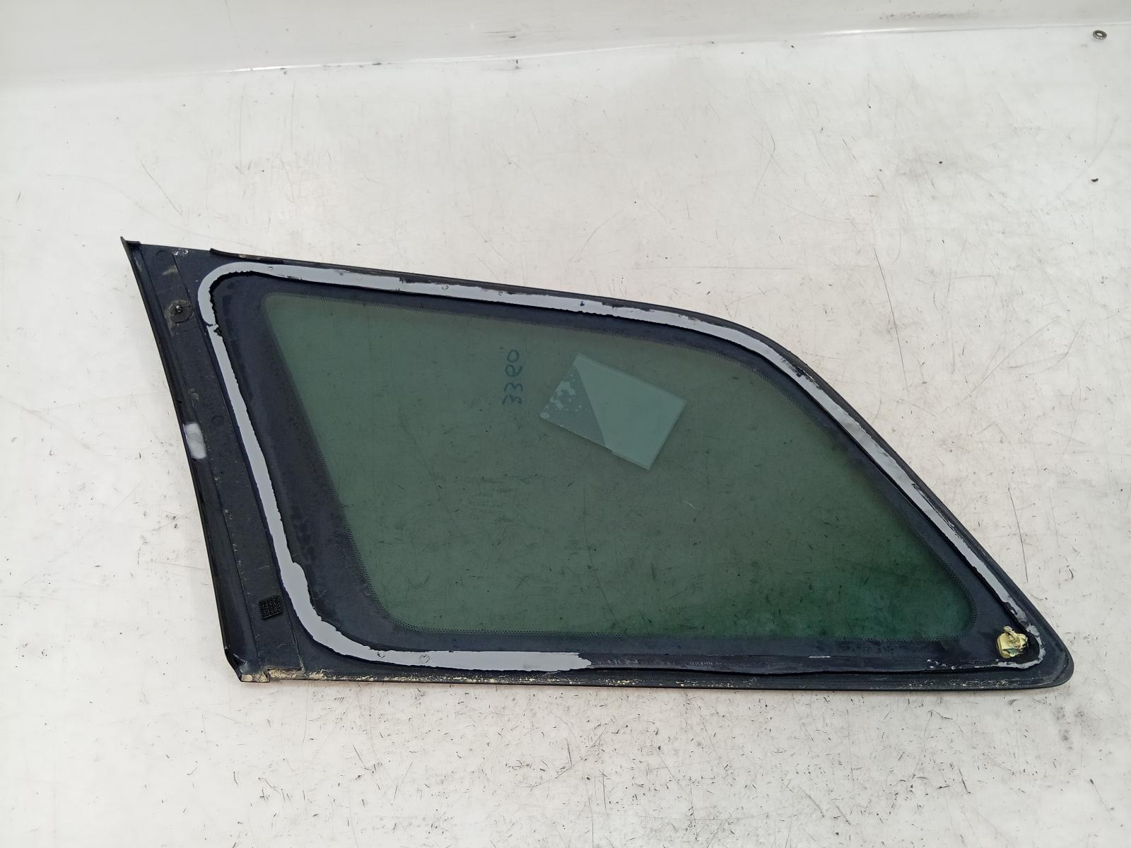 Right_Rear_1q_Door_Glass