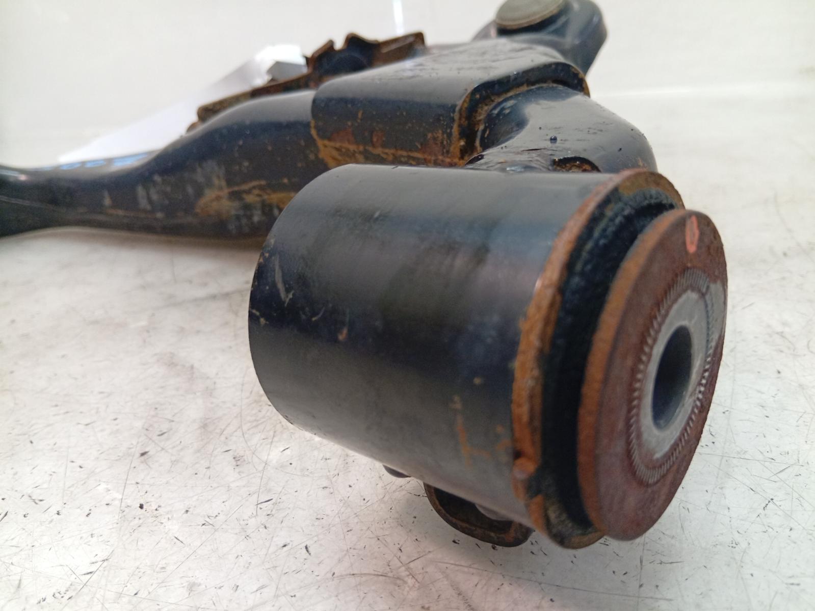 Right_Front_Lower_Control_Arm
