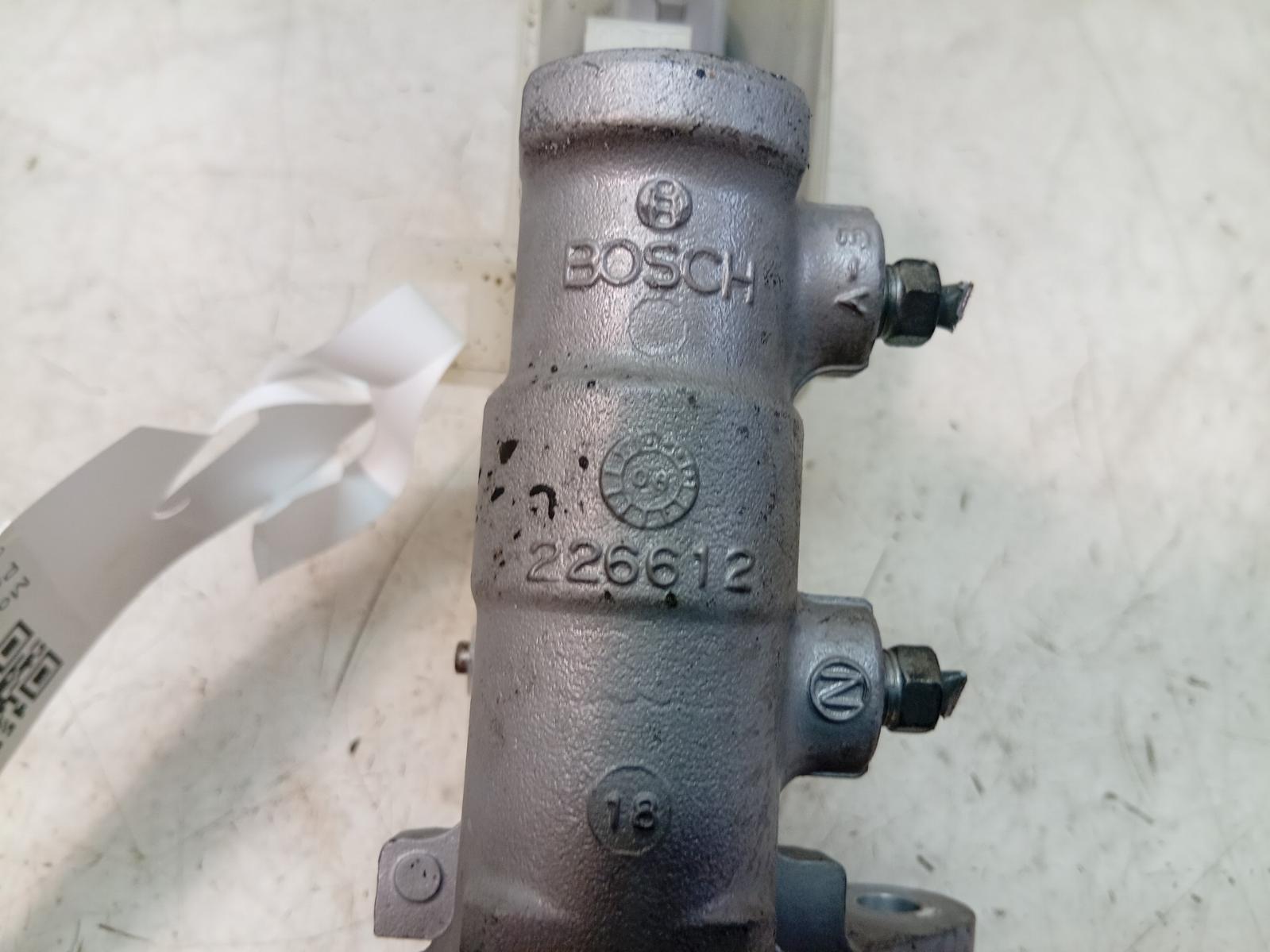 Master_Cylinder