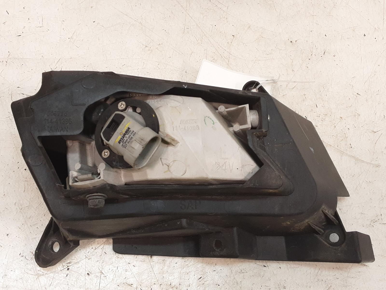 Left_Indicator_Fog_Side