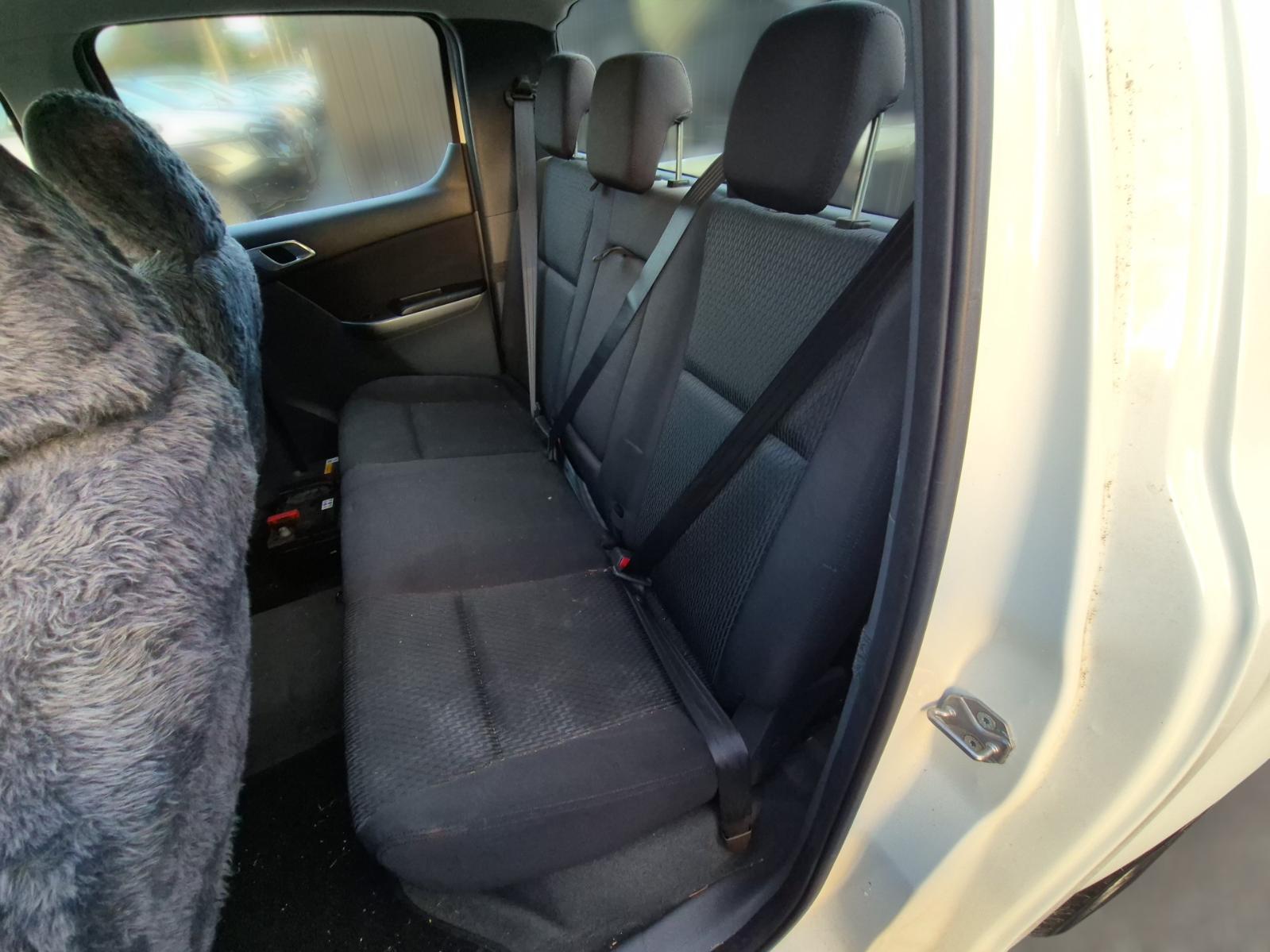 Seat_Belt_Stalk