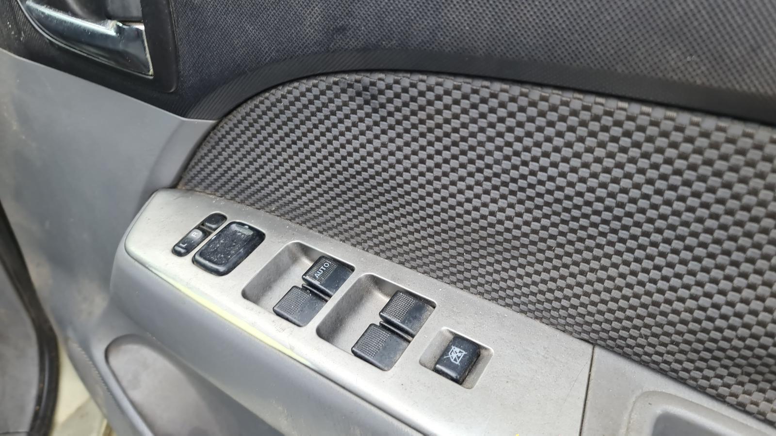 Mazda BT50 - UN 2006-2011