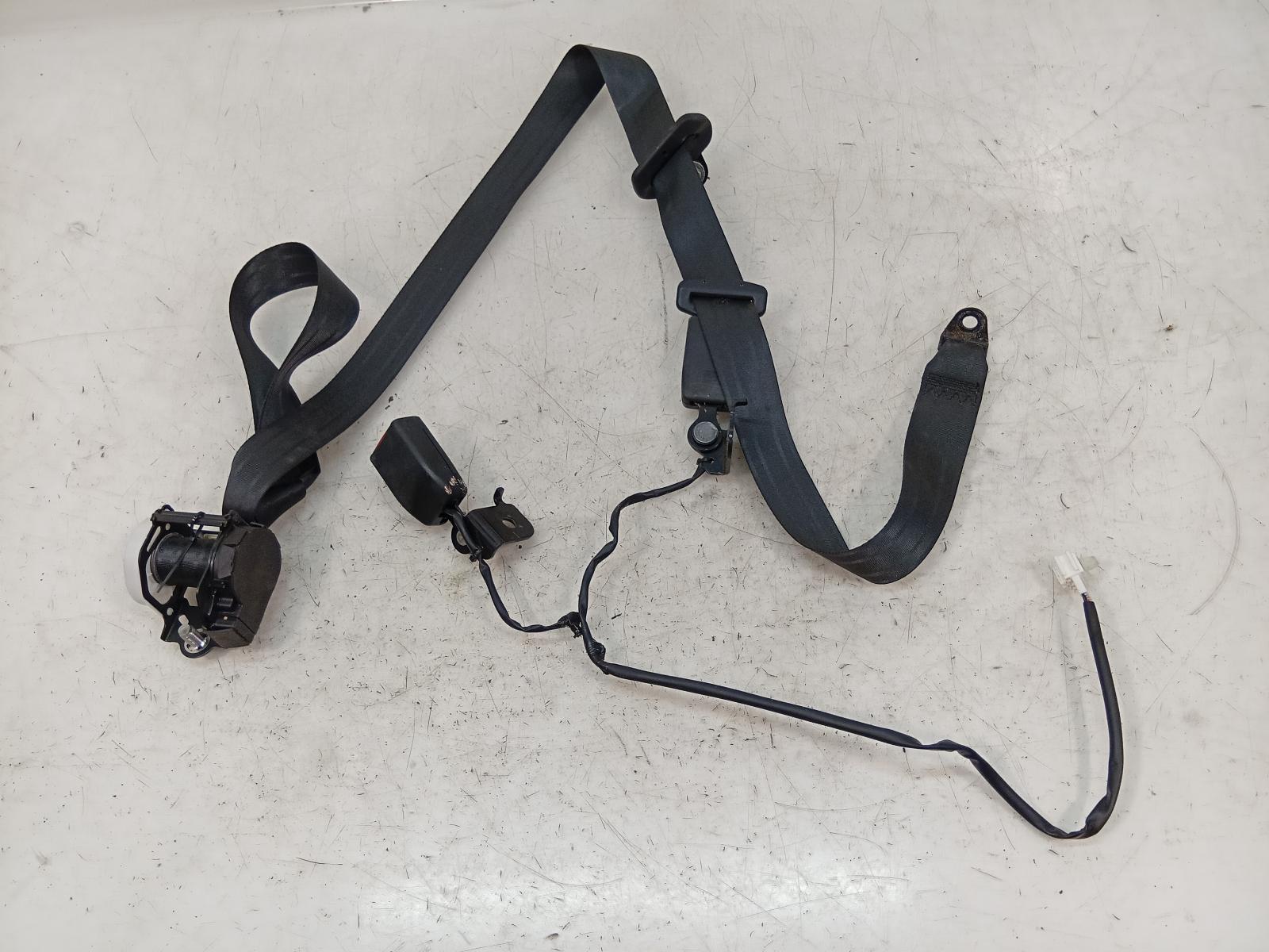Seat_Belt_Stalk