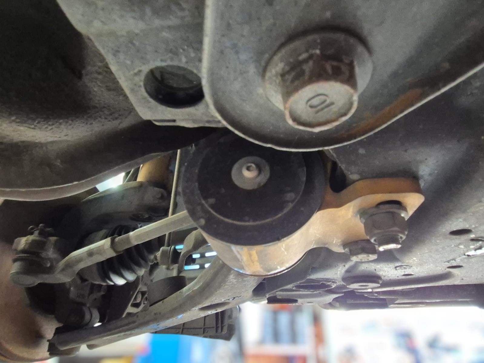 Left_Front_Lower_Control_Arm