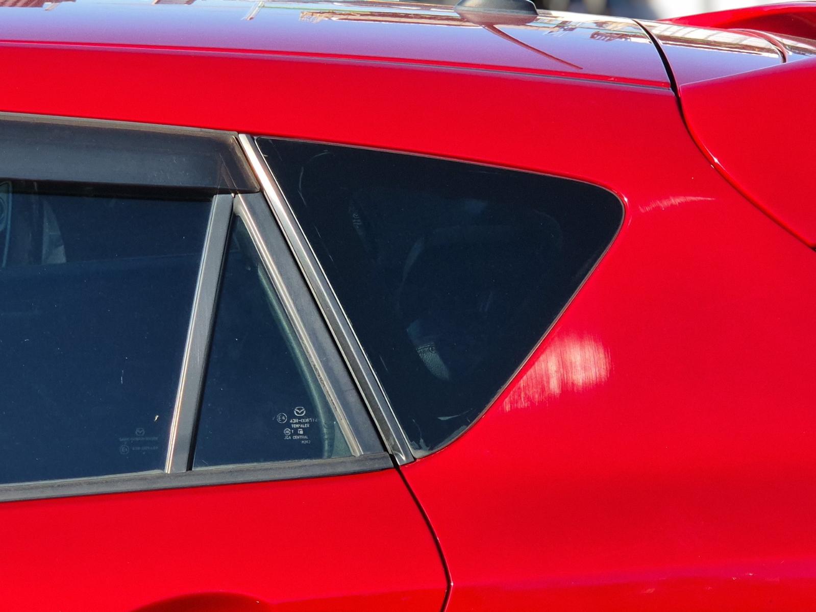 Left_Rear_Side_Glass