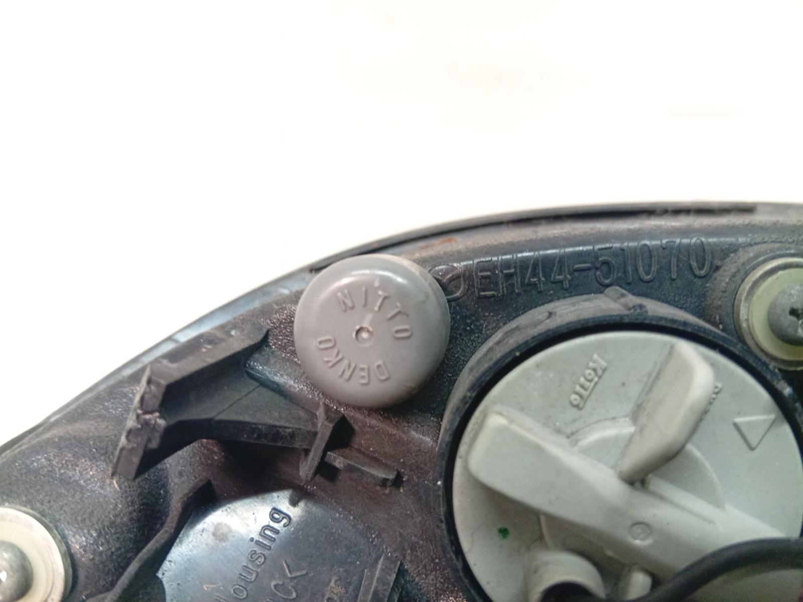 Left_Indicator_Fog_Side