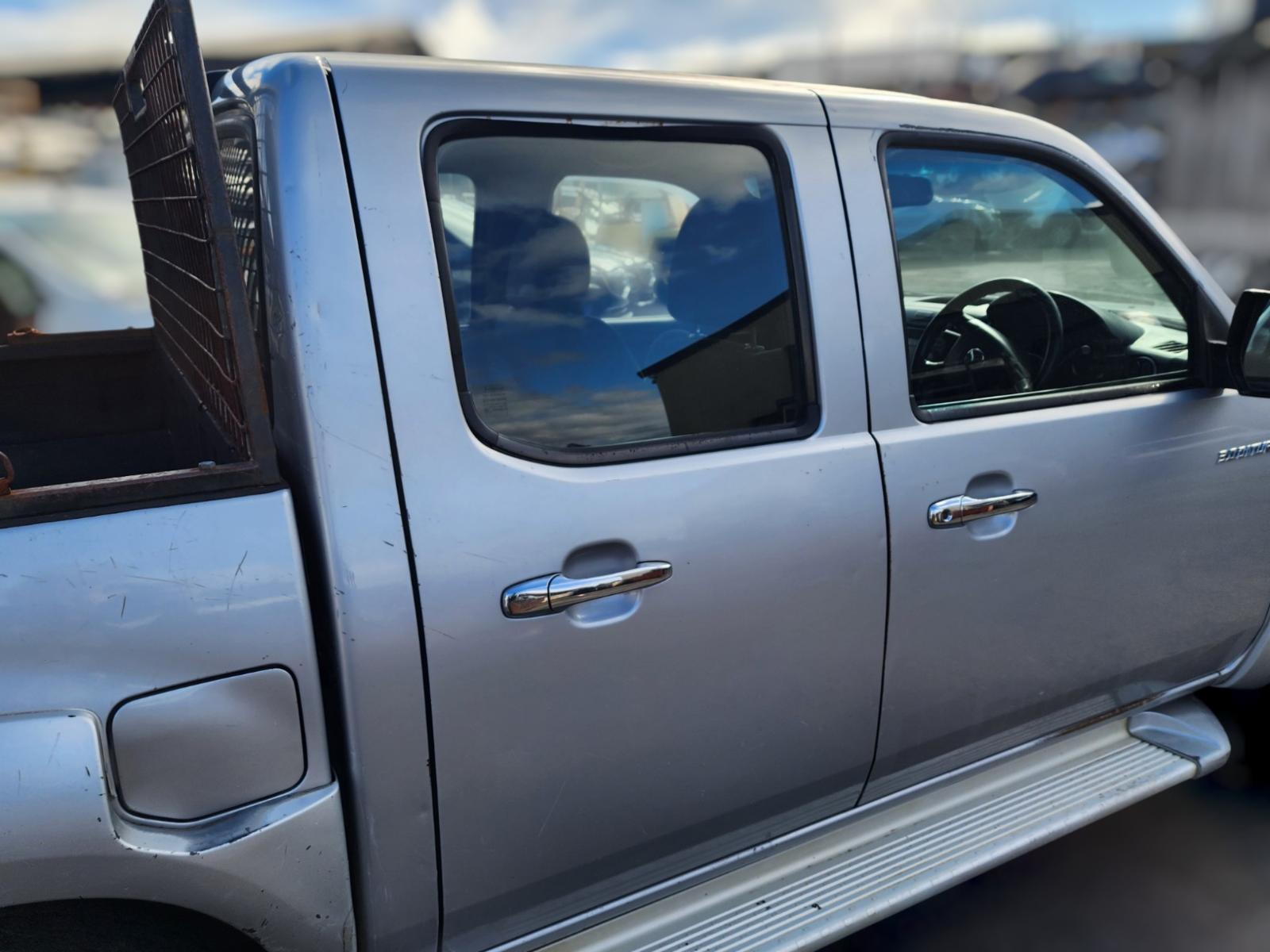 Right_Rear_Door_Sliding