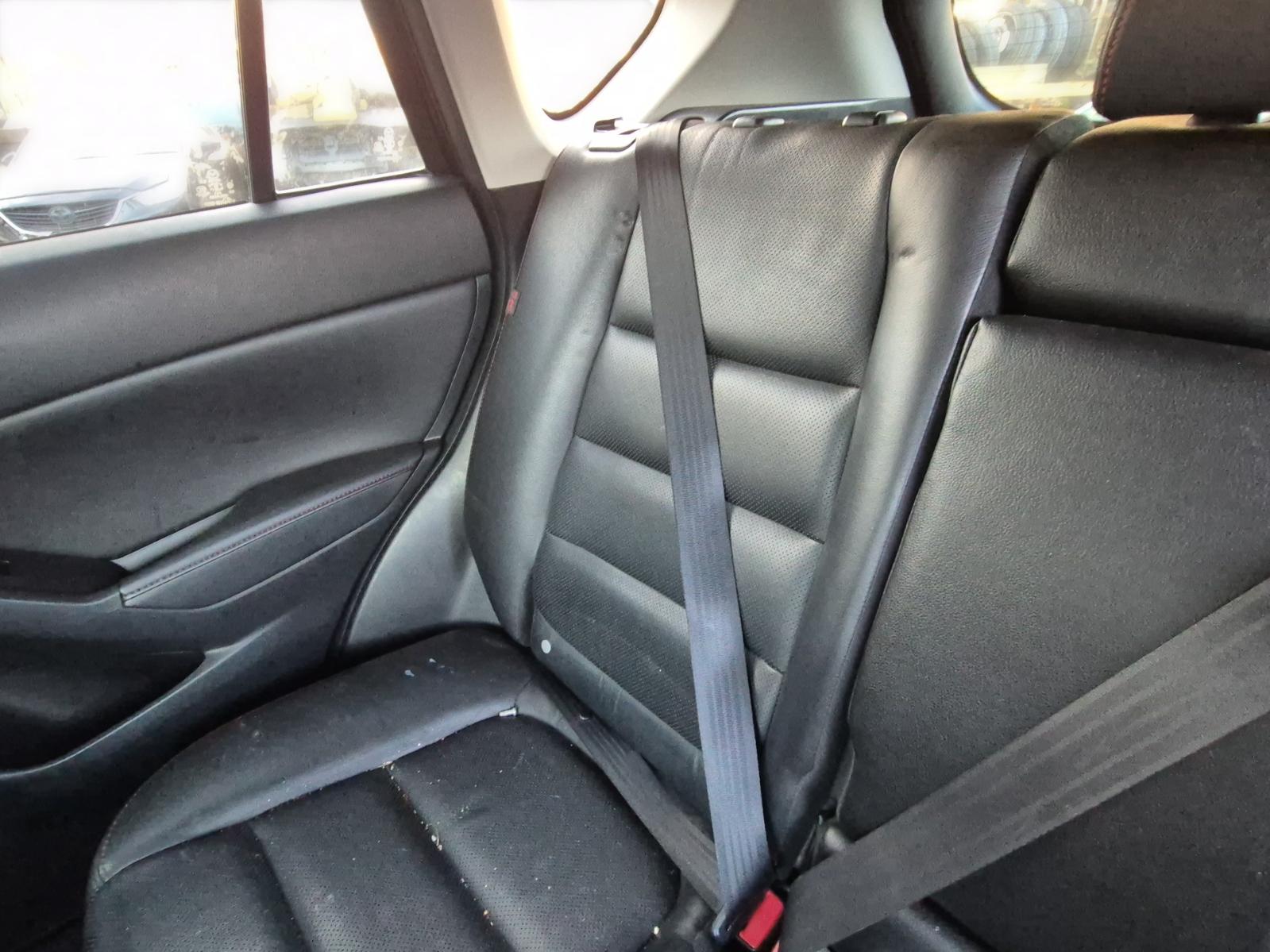 Seat_Belt_Stalk