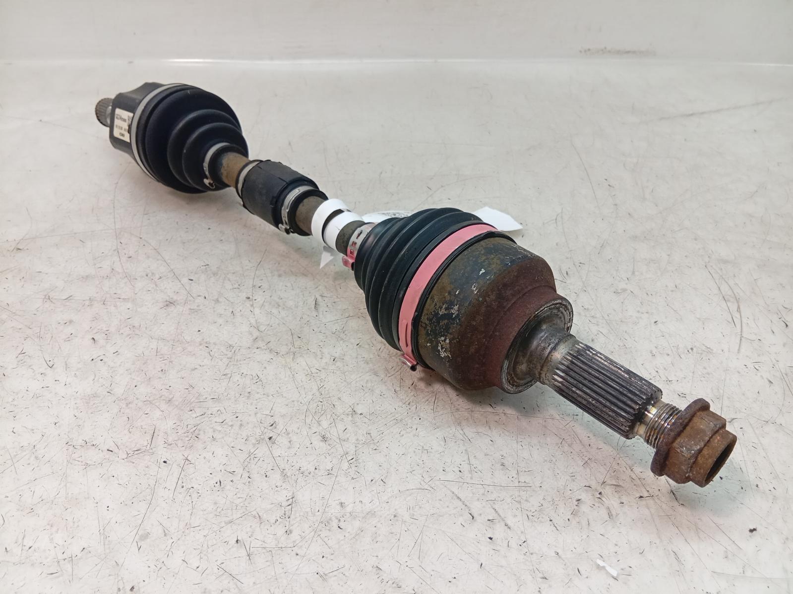 Left_Driveshaft