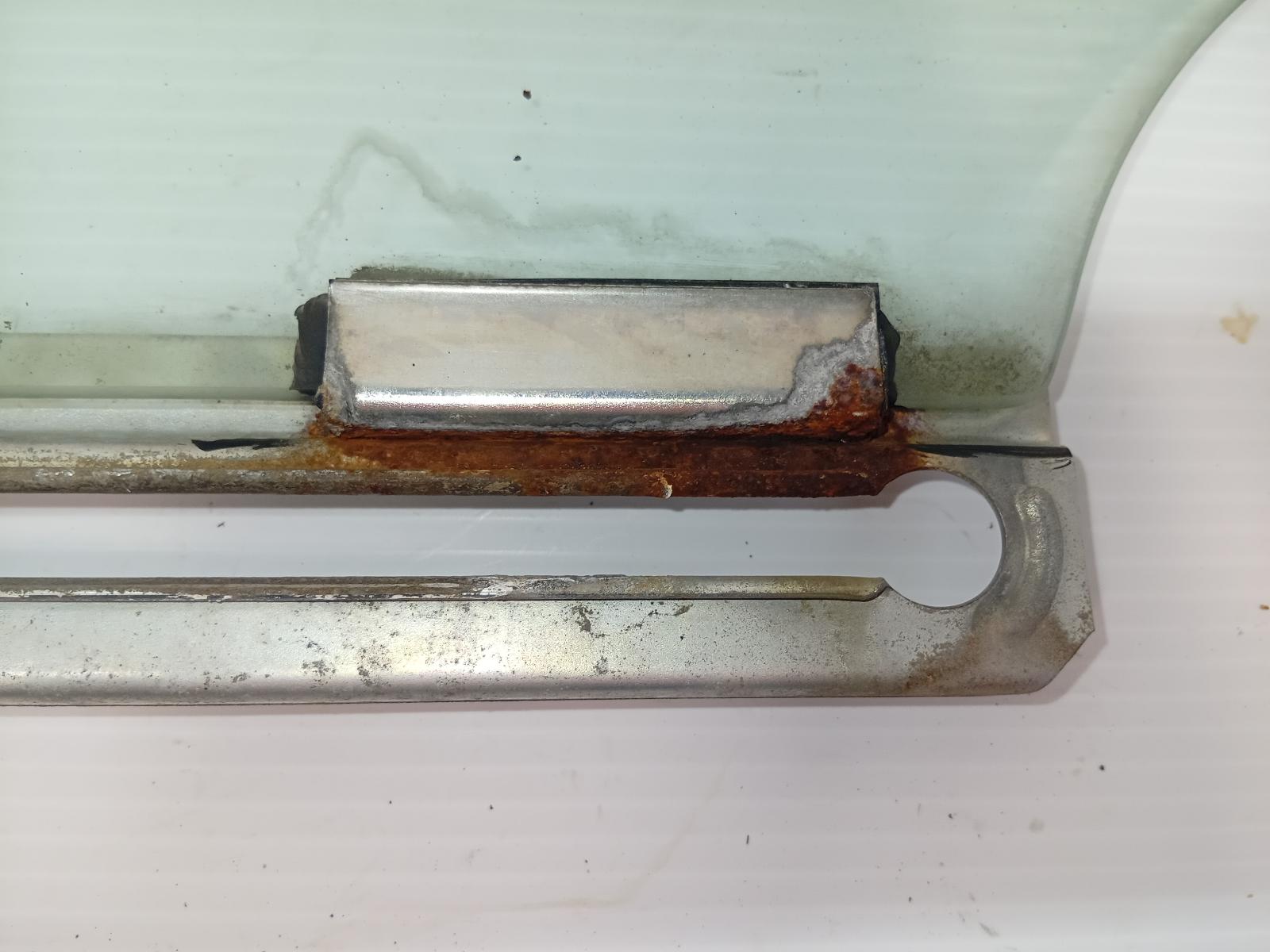 Left_Rear_Door_Window