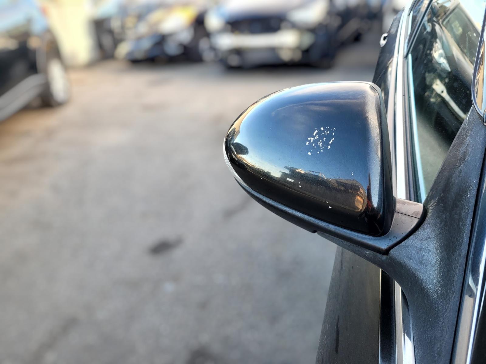 Right_Door_Mirror