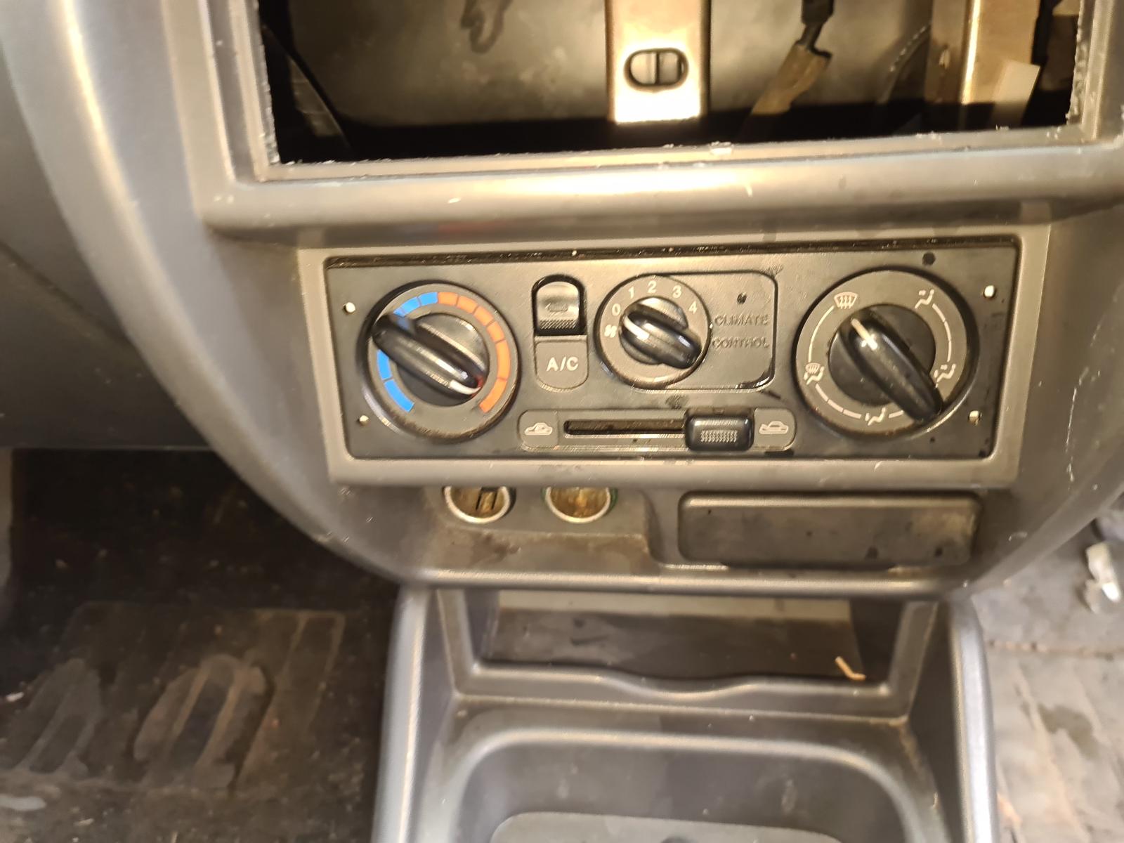 Mazda Bounty - UN 1999-2006