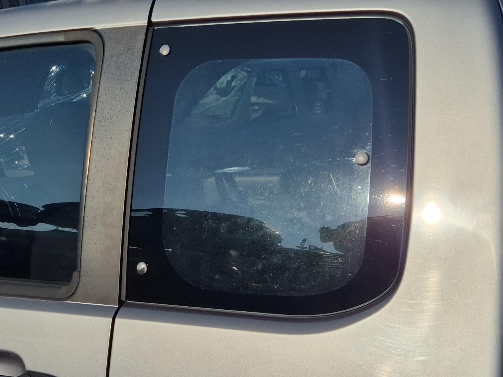 Left_Rear_Door_Window