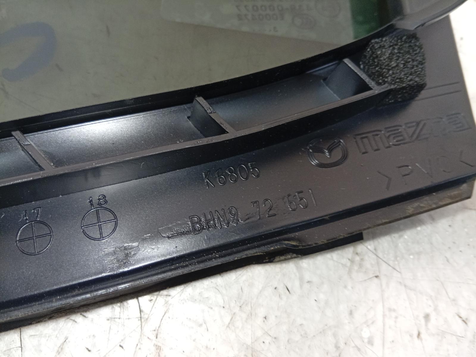 Right_Rear_1q_Door_Glass