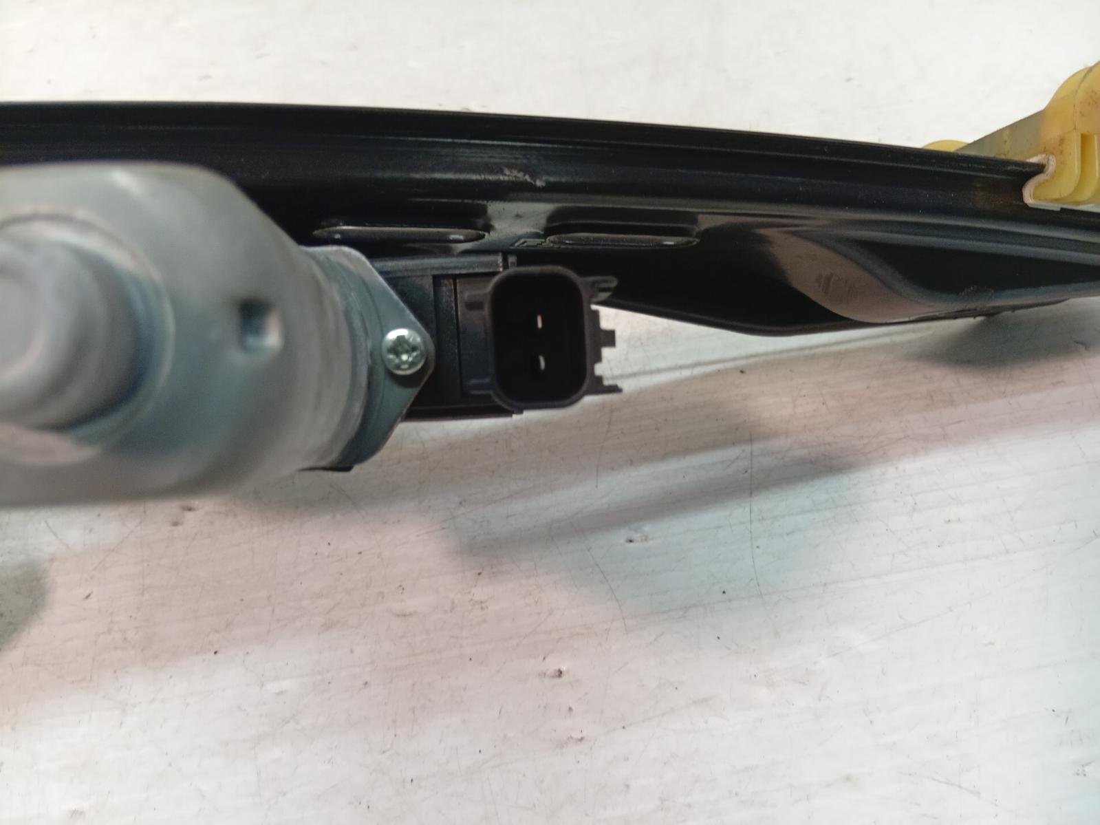 Left_Rear_Wnd_Reg_Motor