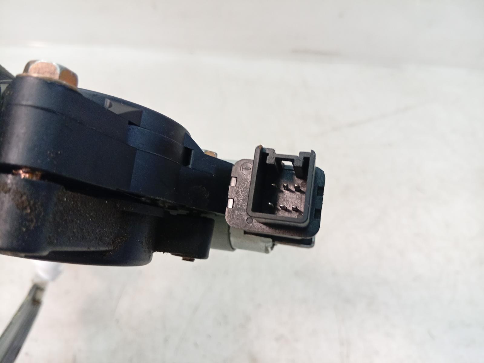 Right_Front_Window_Reg_Motor
