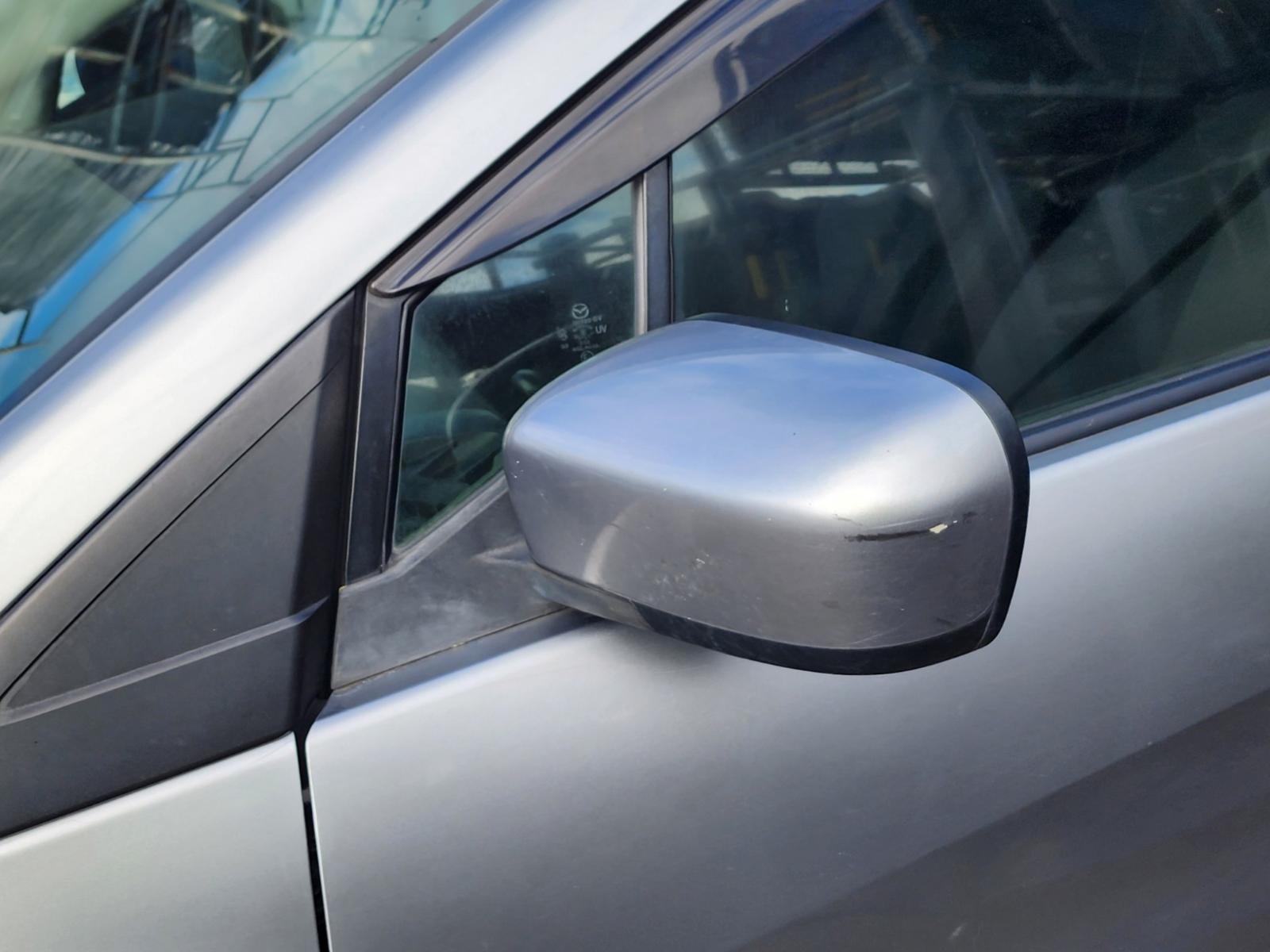 Left Front 1q Door Glass