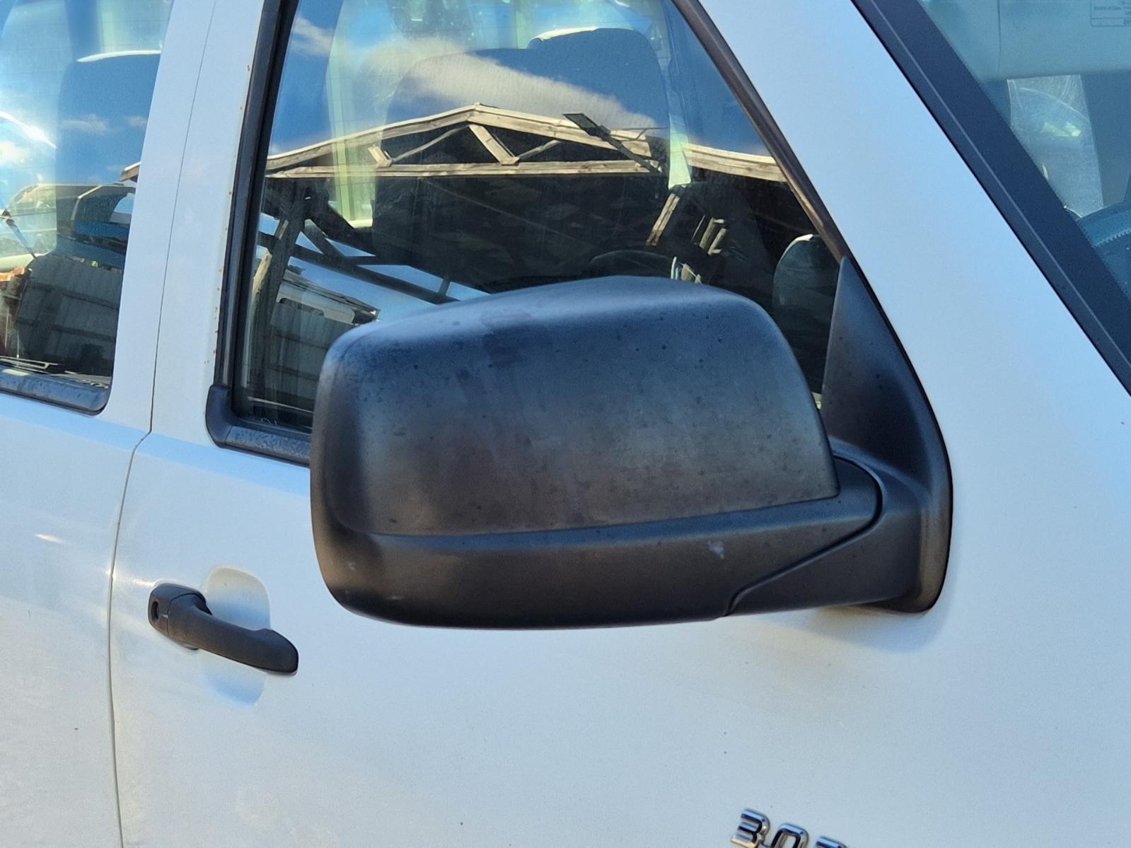 Right_Door_Mirror