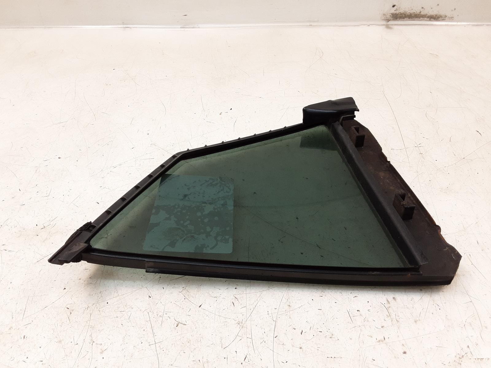 Right_Rear_1q_Door_Glass