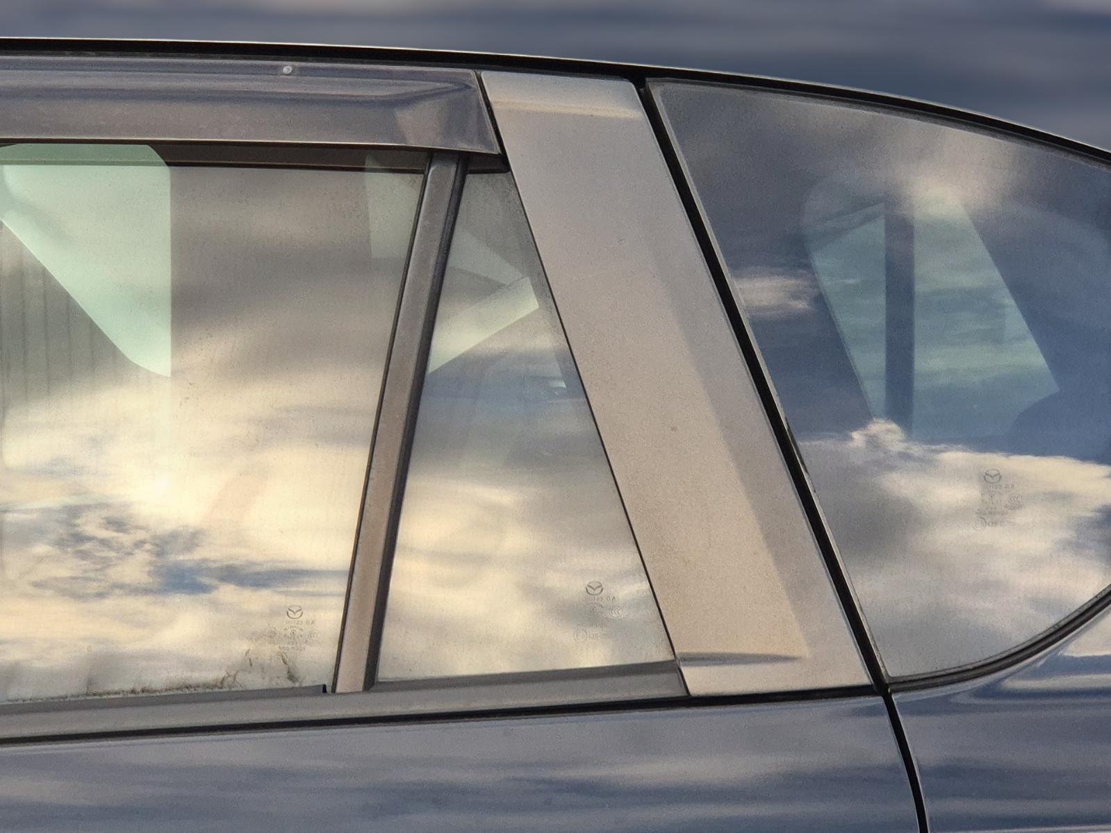 Left_Rear_1q_Door_Glass