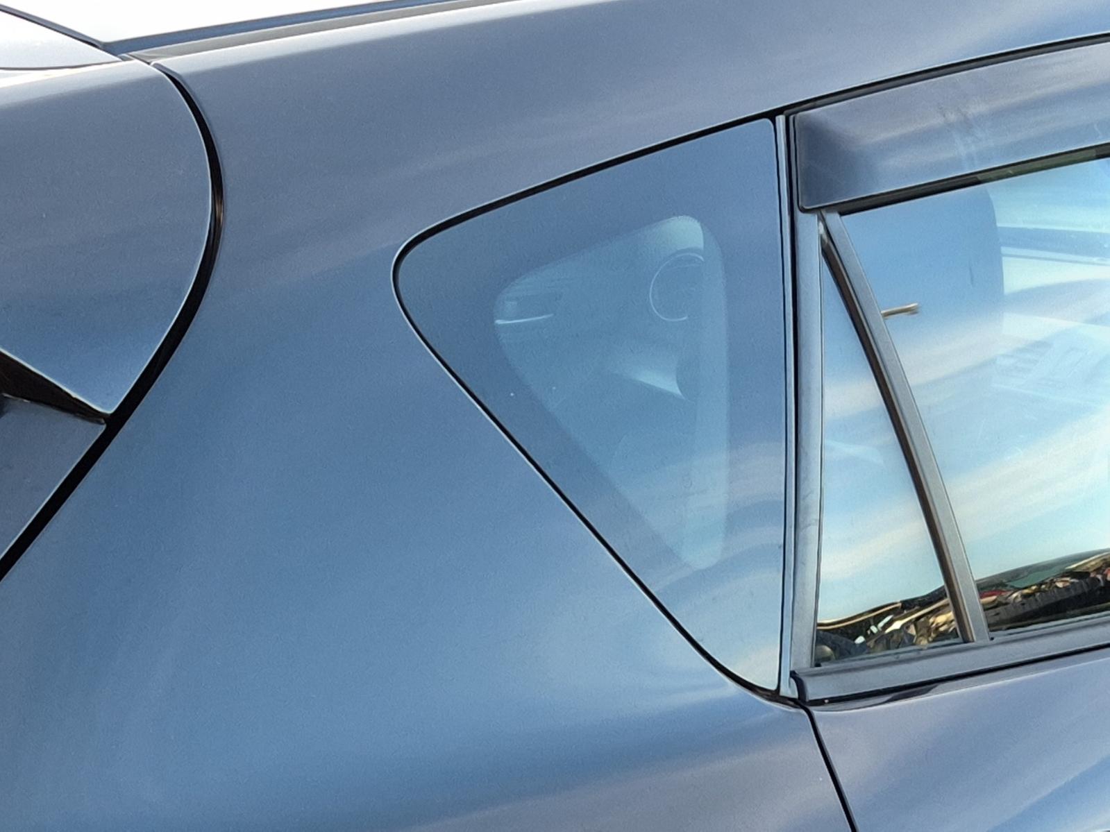 Right_Rear_Side_Glass