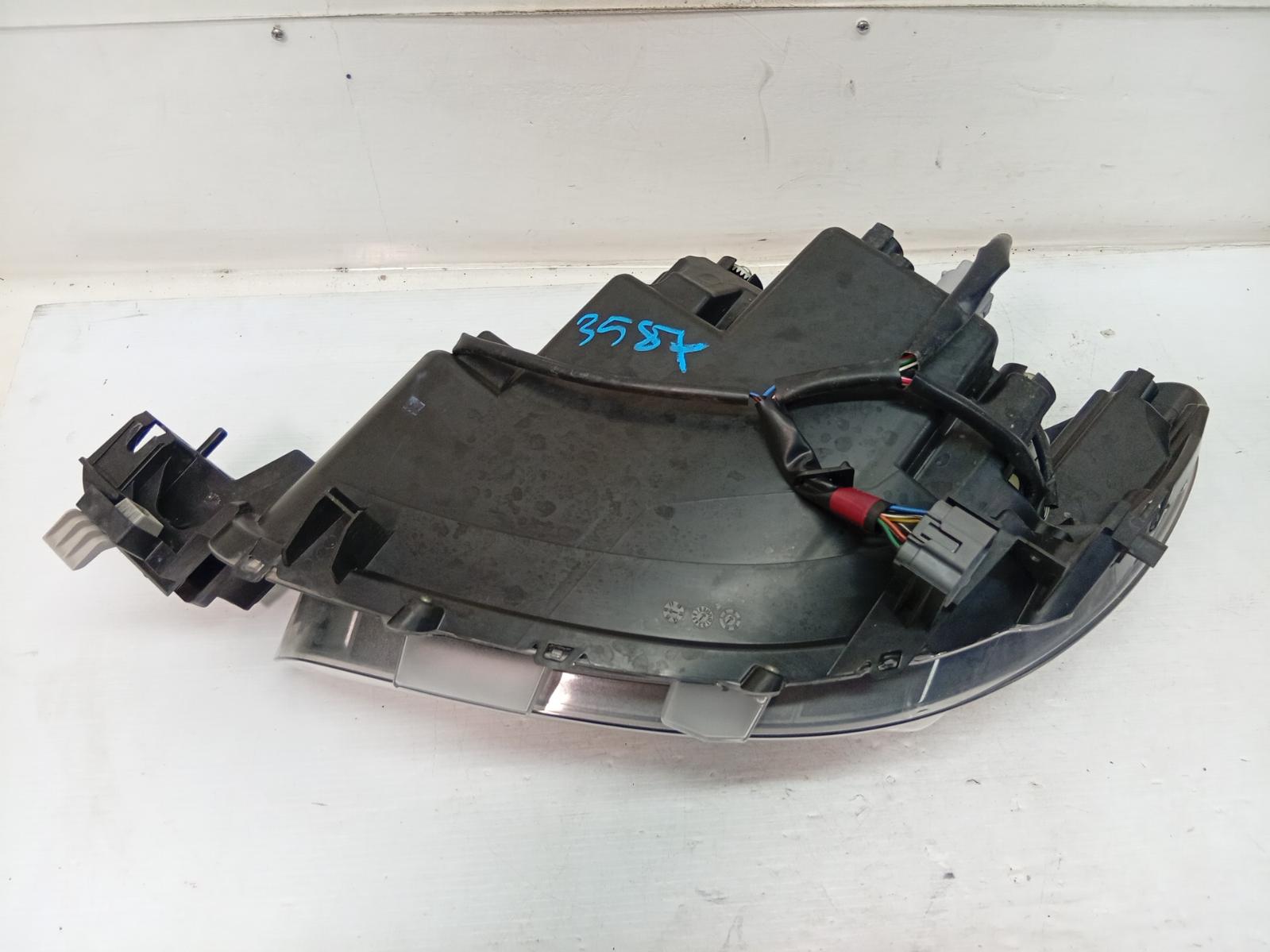 Right_Headlamp