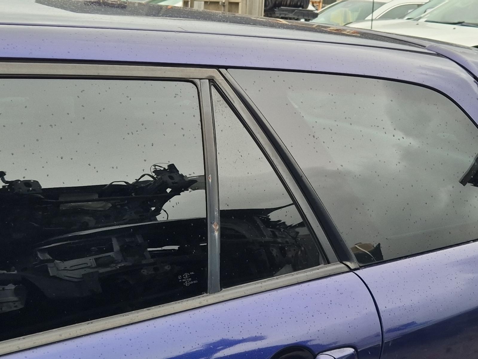 Left_Rear_1q_Door_Glass