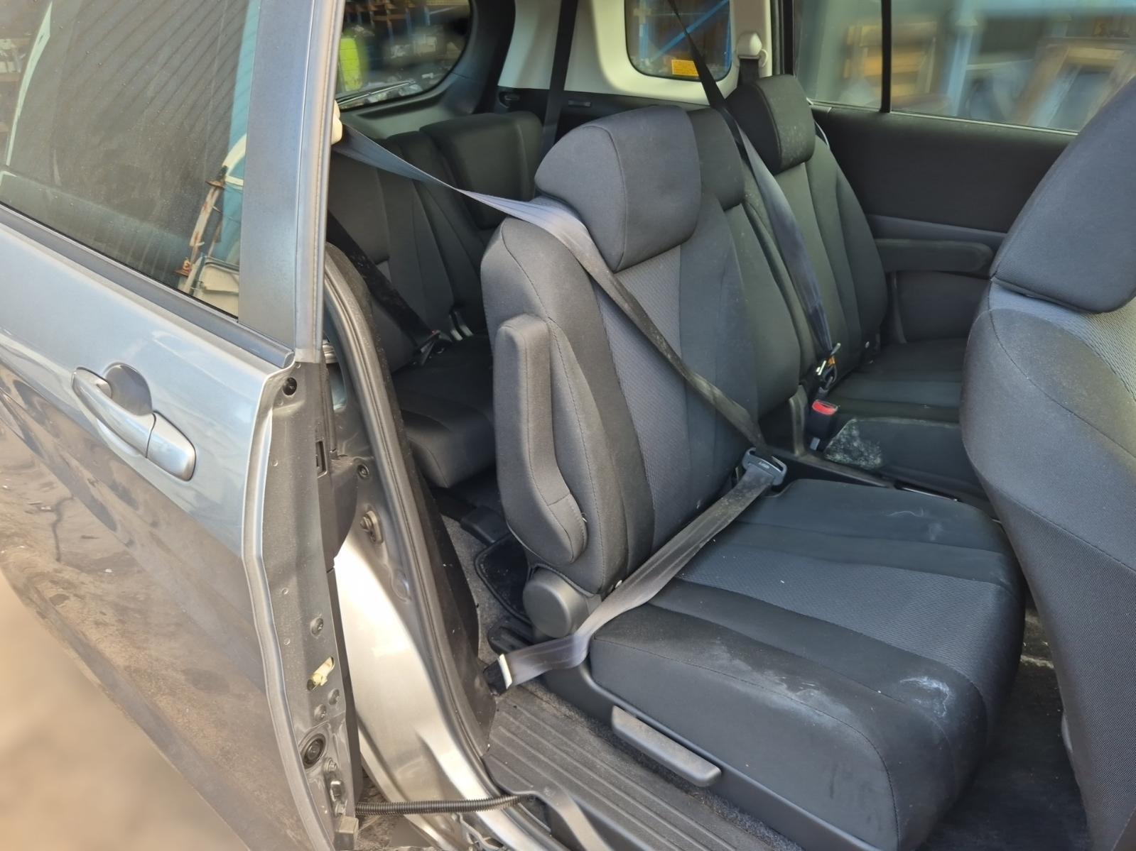 Seat_Belt_Stalk