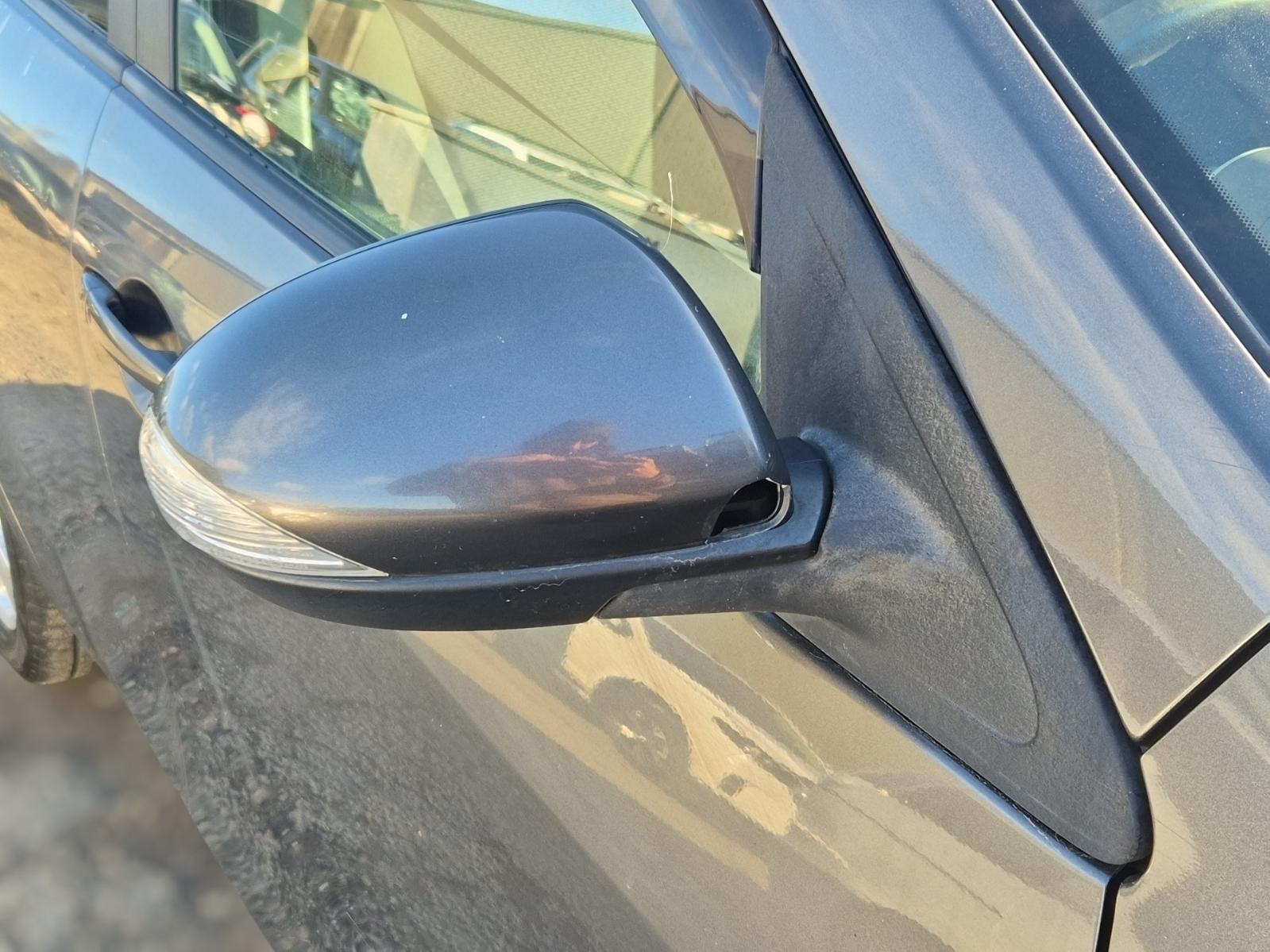 Right_Door_Mirror