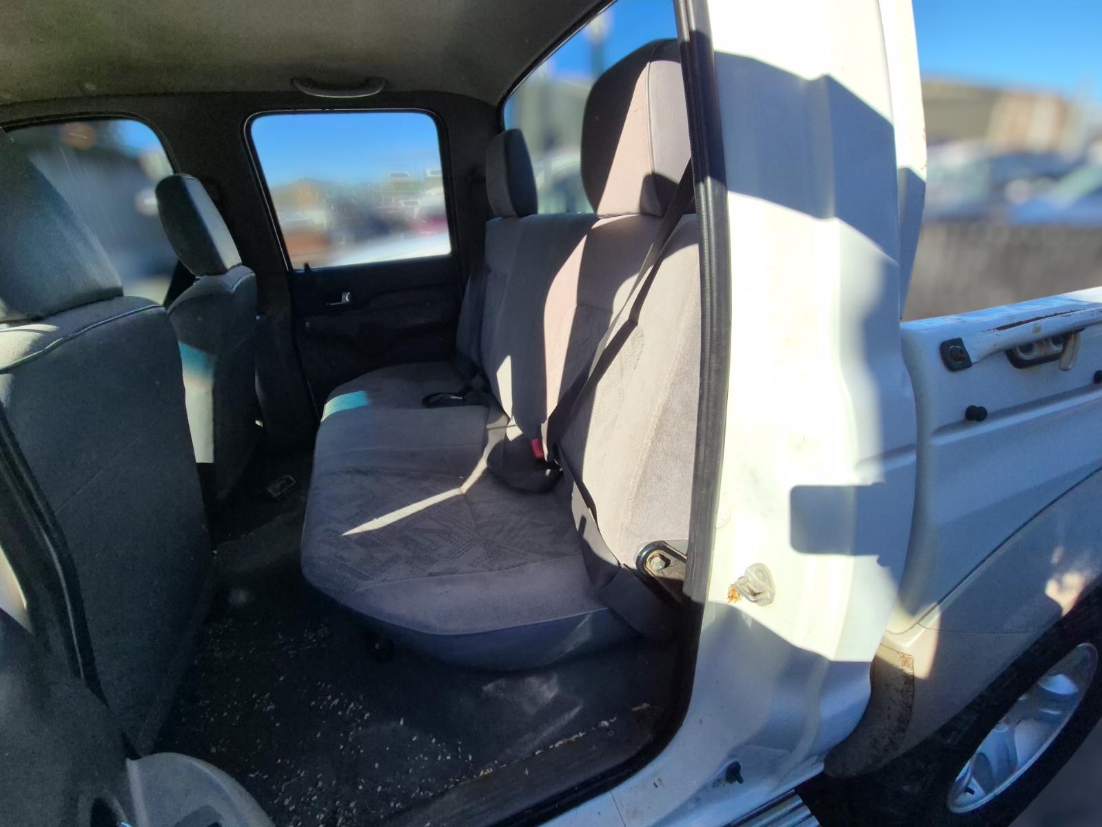 Seat_Belt_Stalk