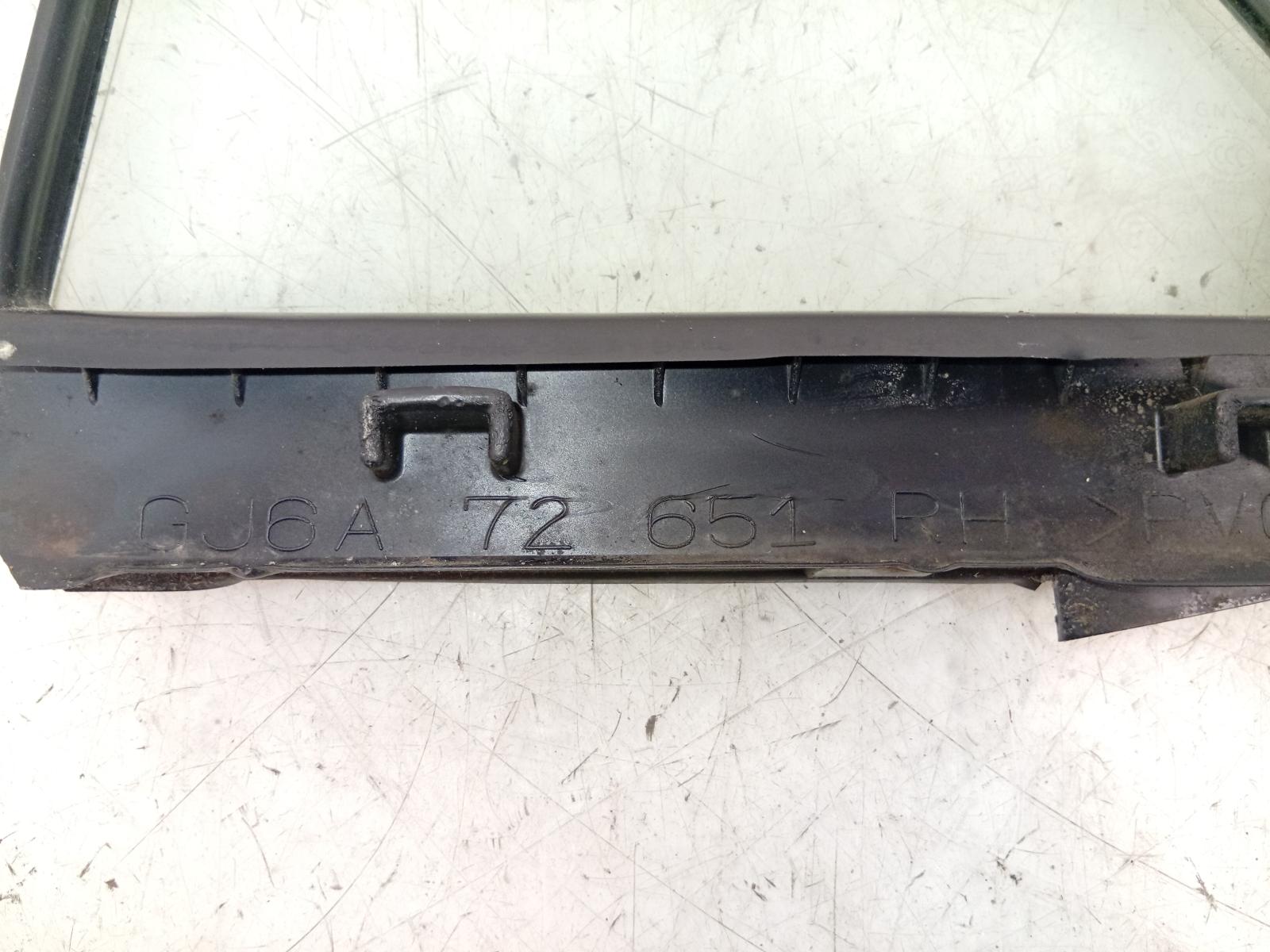 Right_Rear_1q_Door_Glass