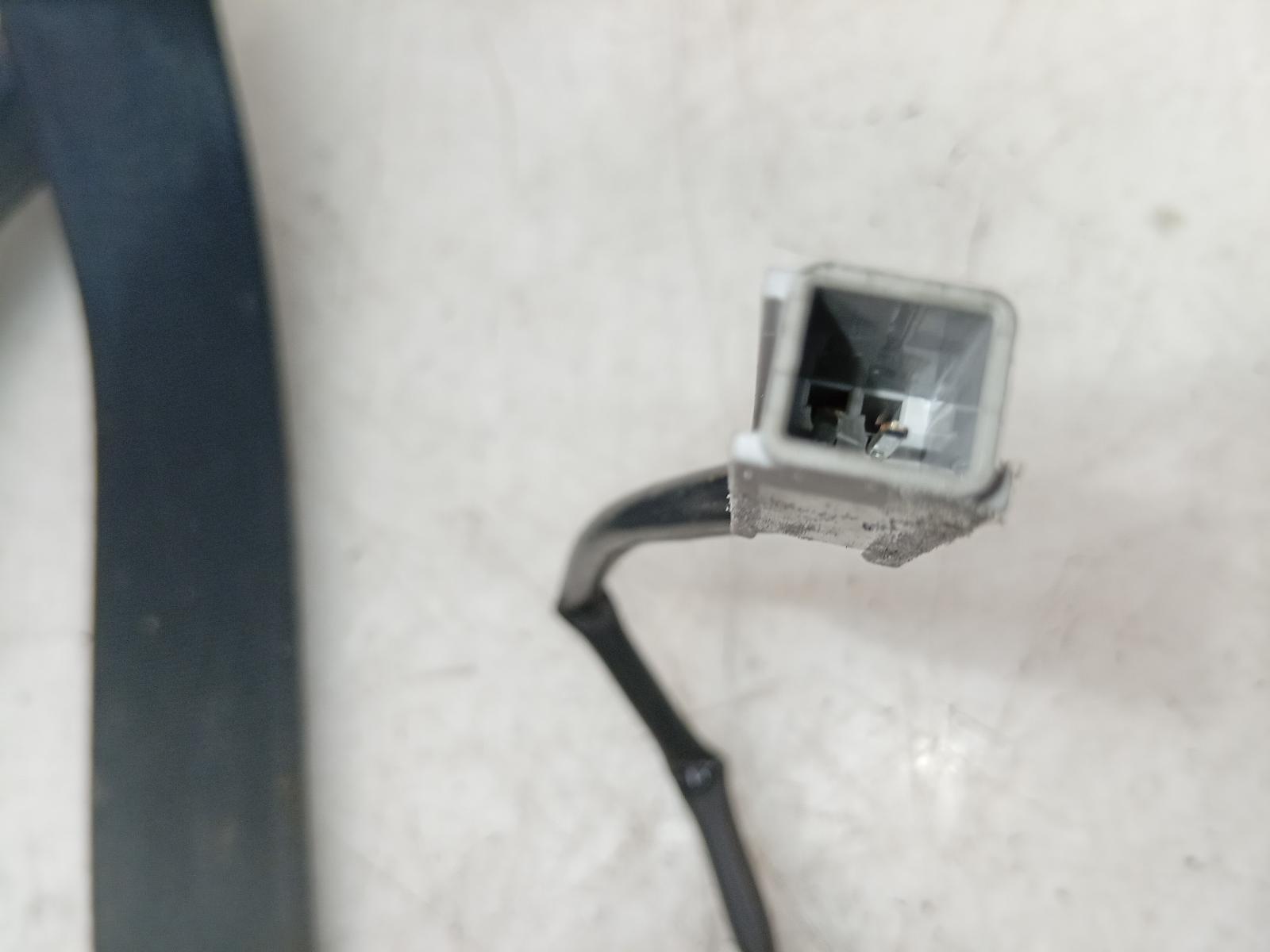 Seat_Belt_Stalk
