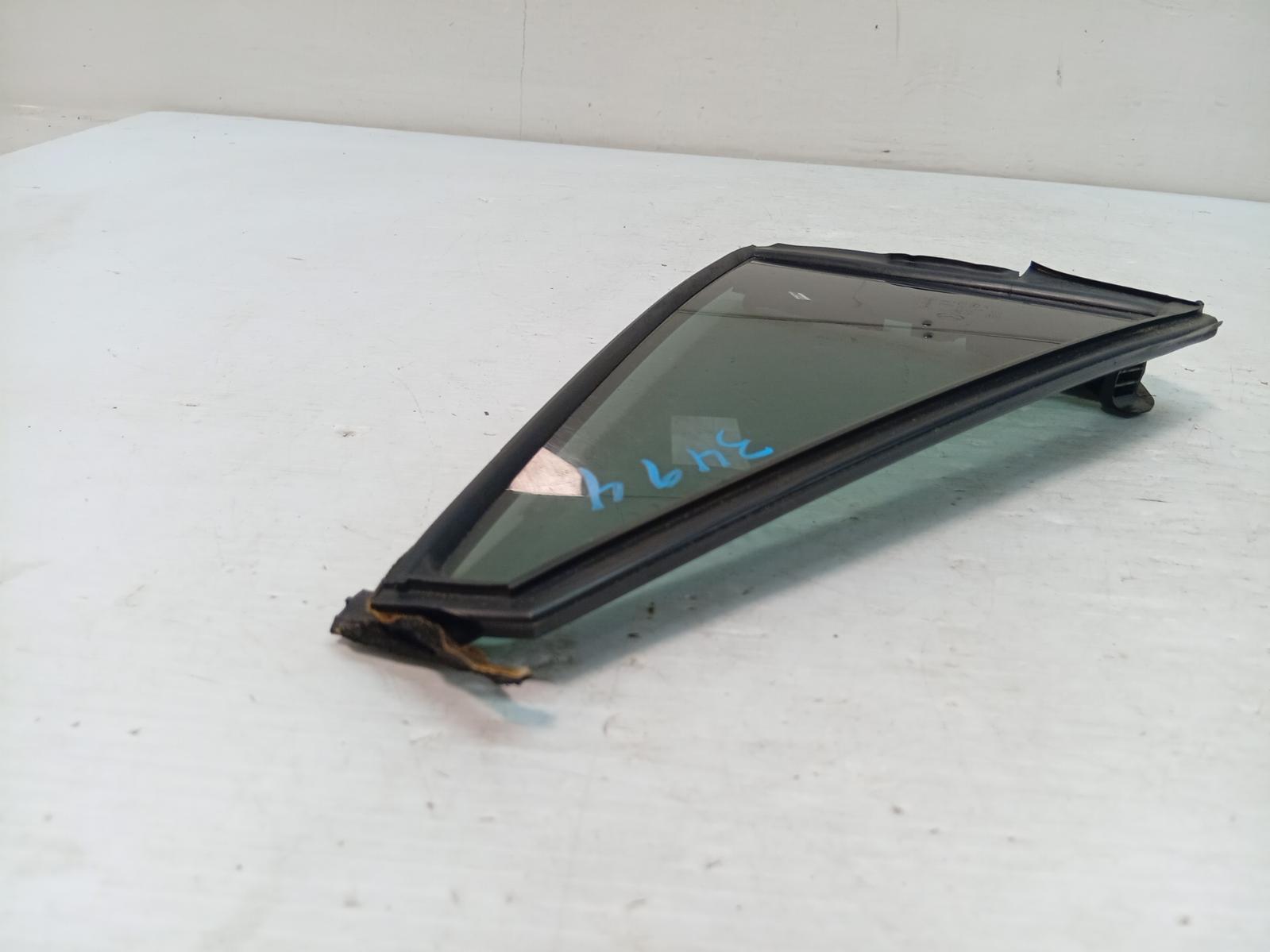 Right_Rear_1q_Door_Glass