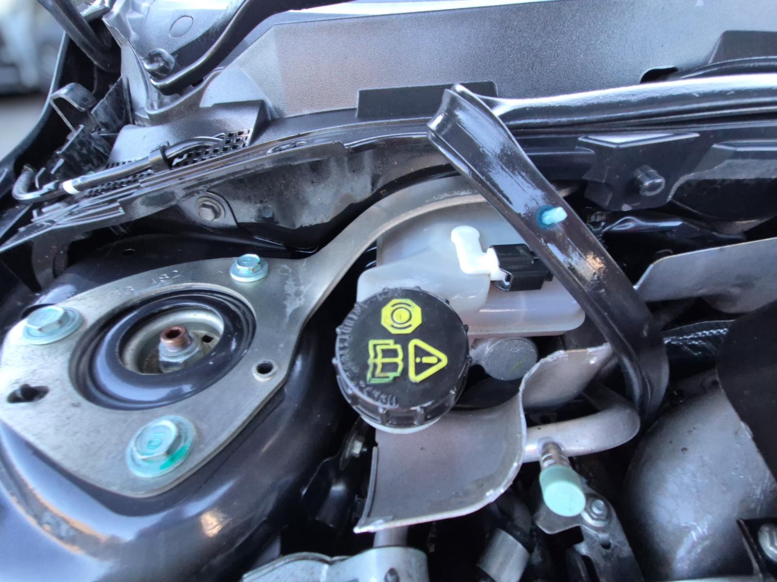 Master_Cylinder