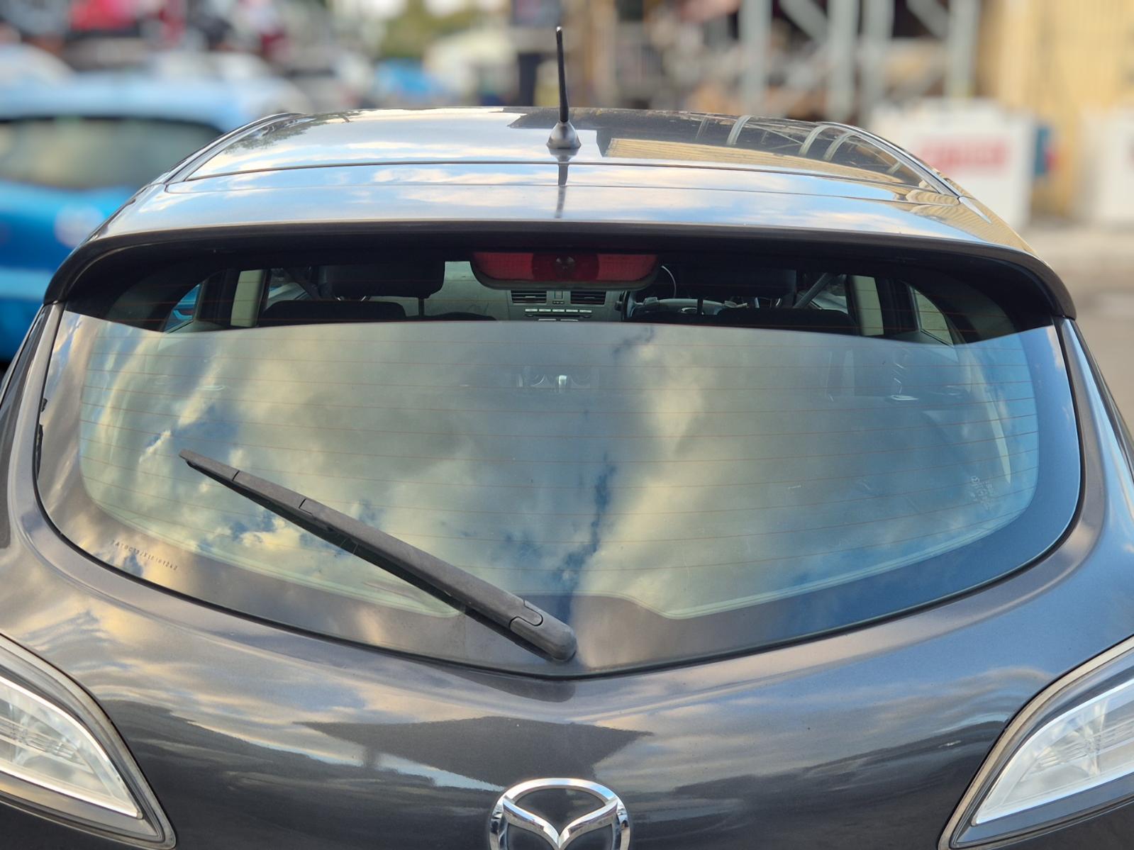 Rear_Tailgate_Glass