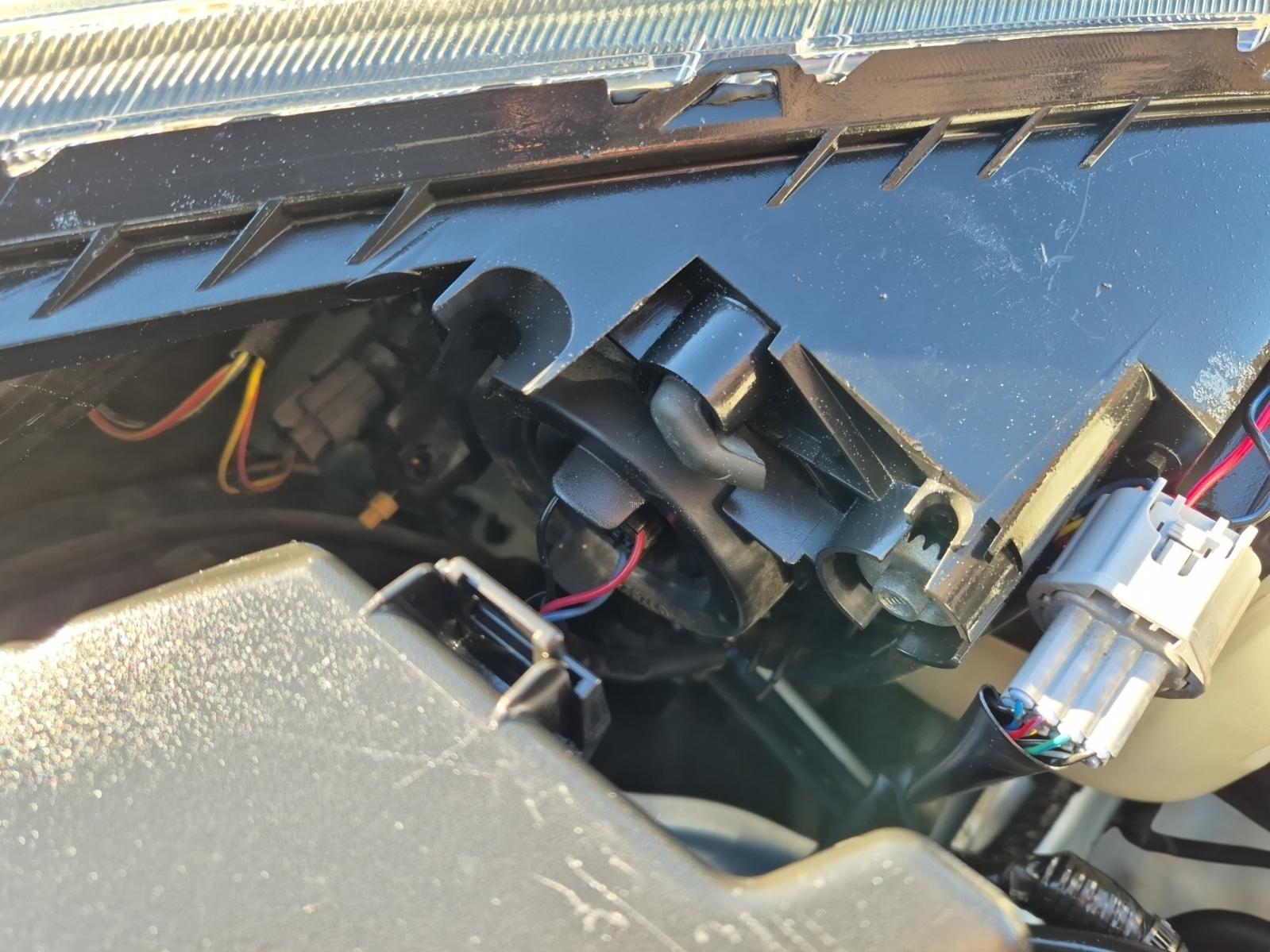 Left_Headlamp
