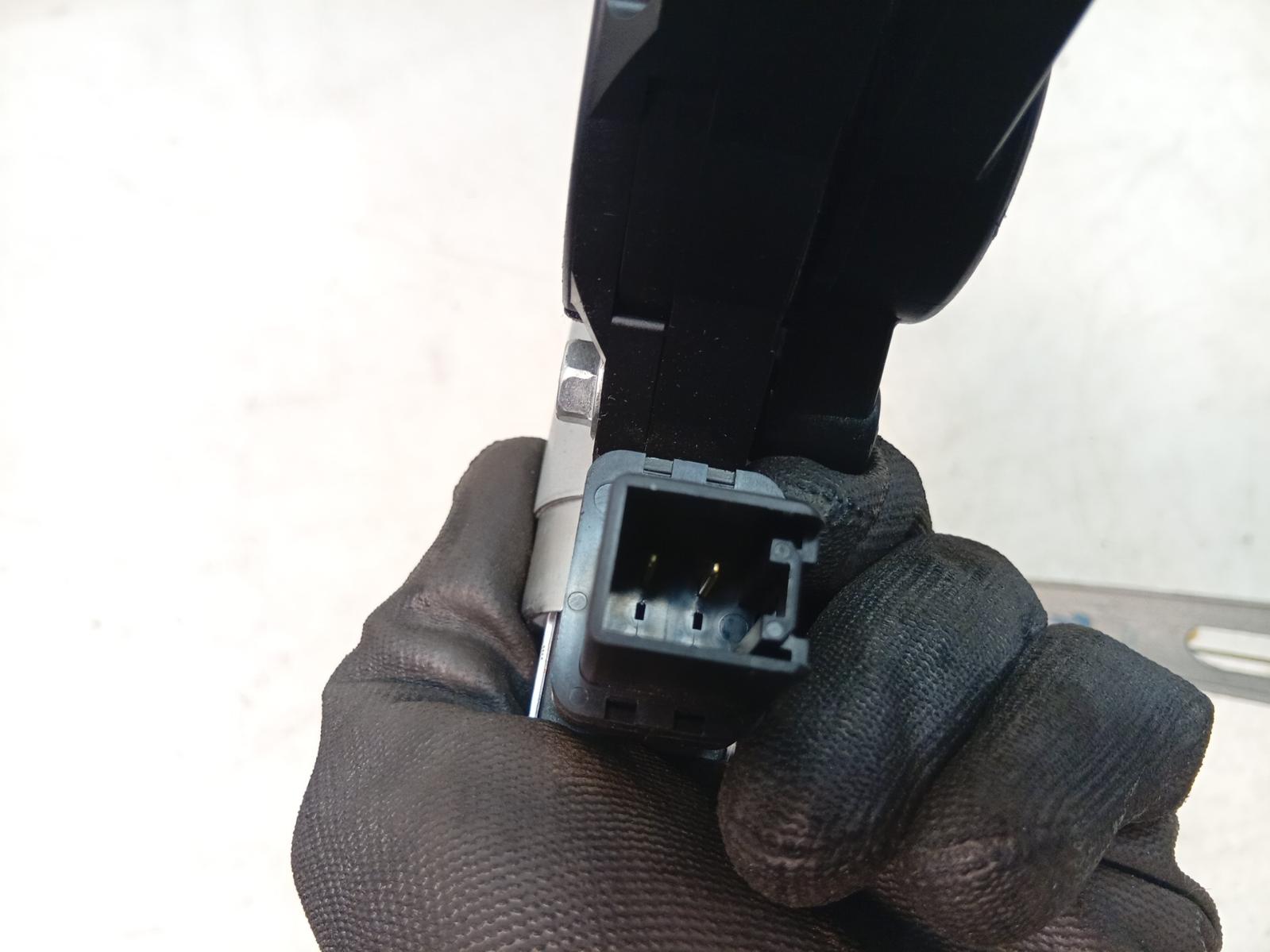 Left_Front_Window_Reg_Motor
