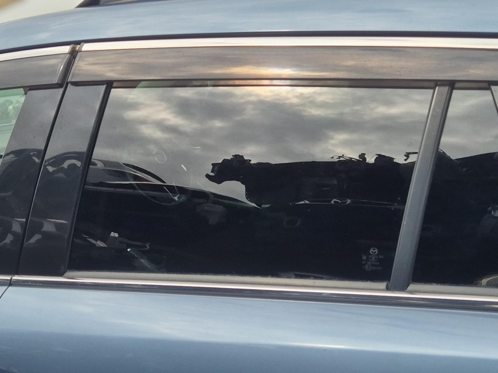 Left_Rear_Door_Window