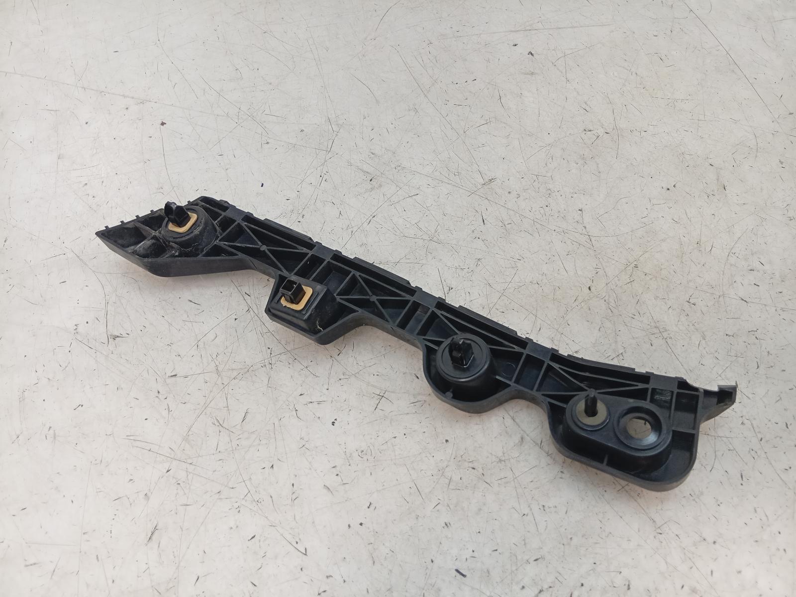 R_Bar_Bracket_Reinfo