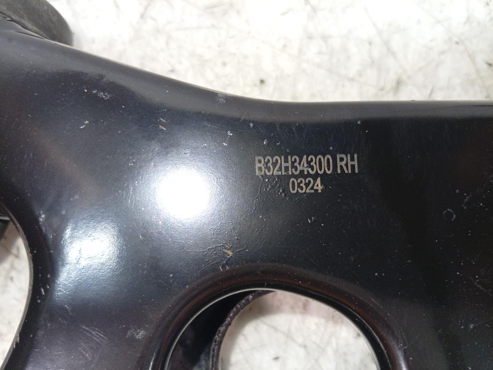 Right_Front_Lower_Control_Arm