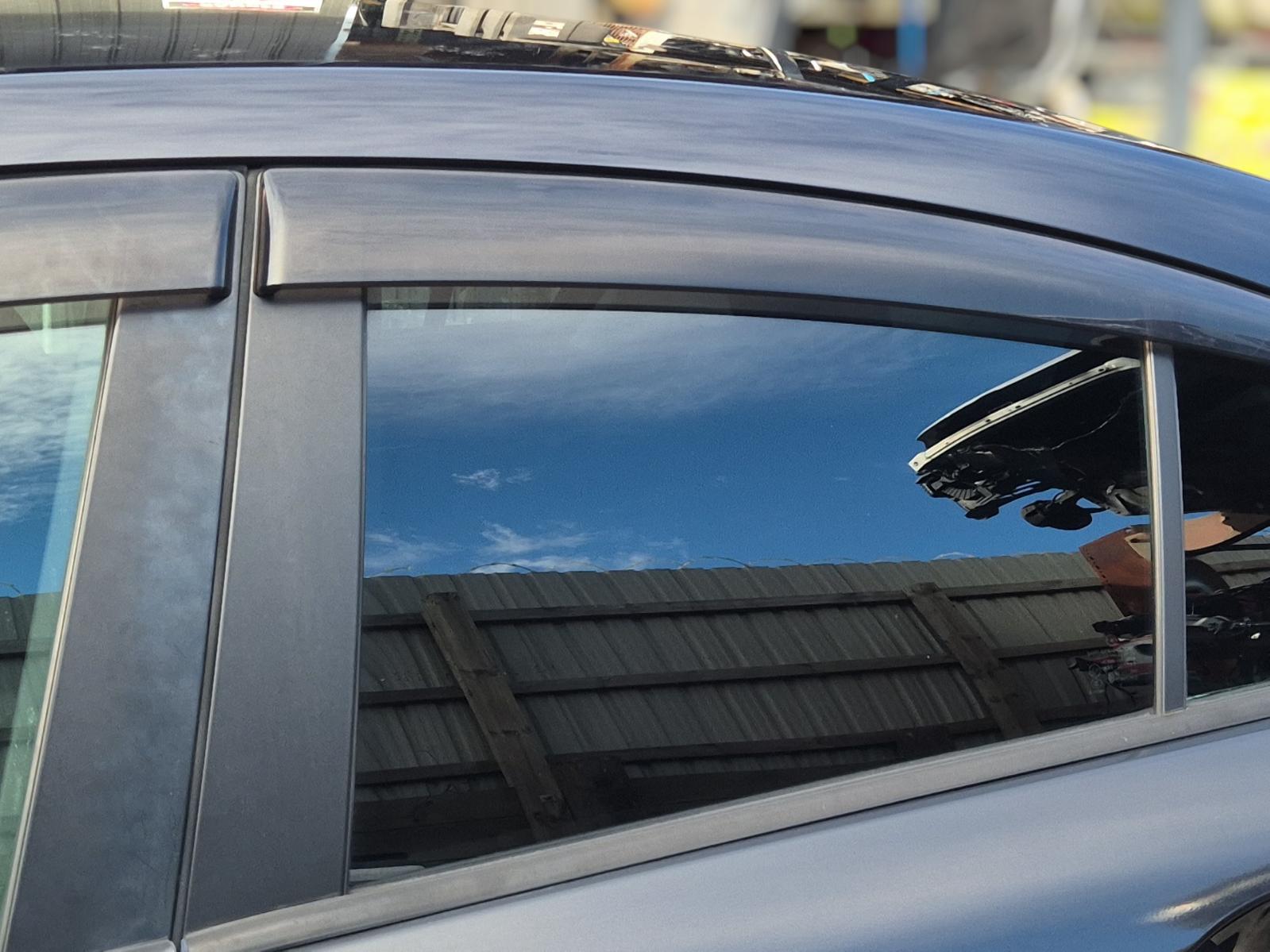 Left_Rear_Door_Window