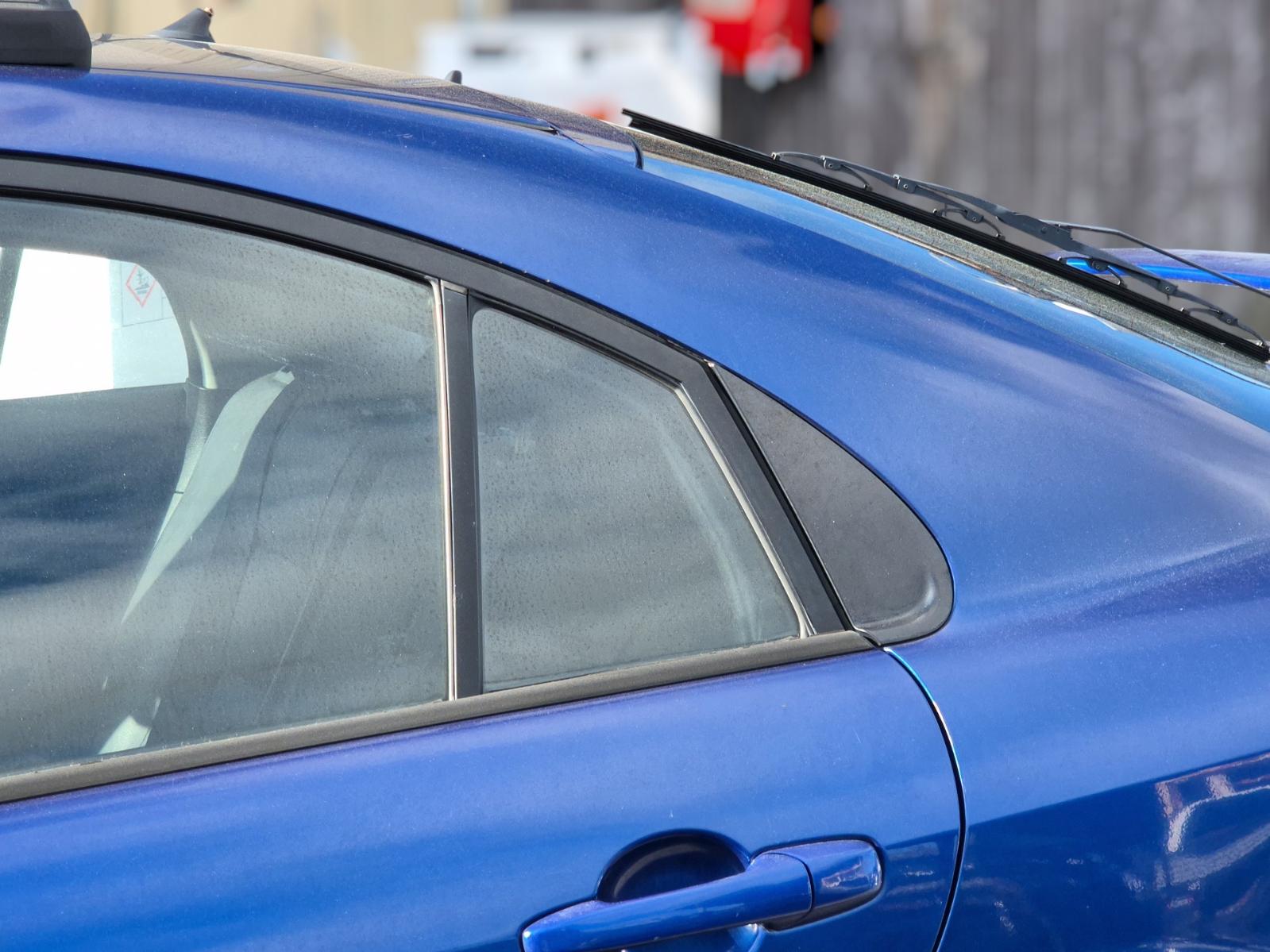 Left_Rear_1q_Door_Glass